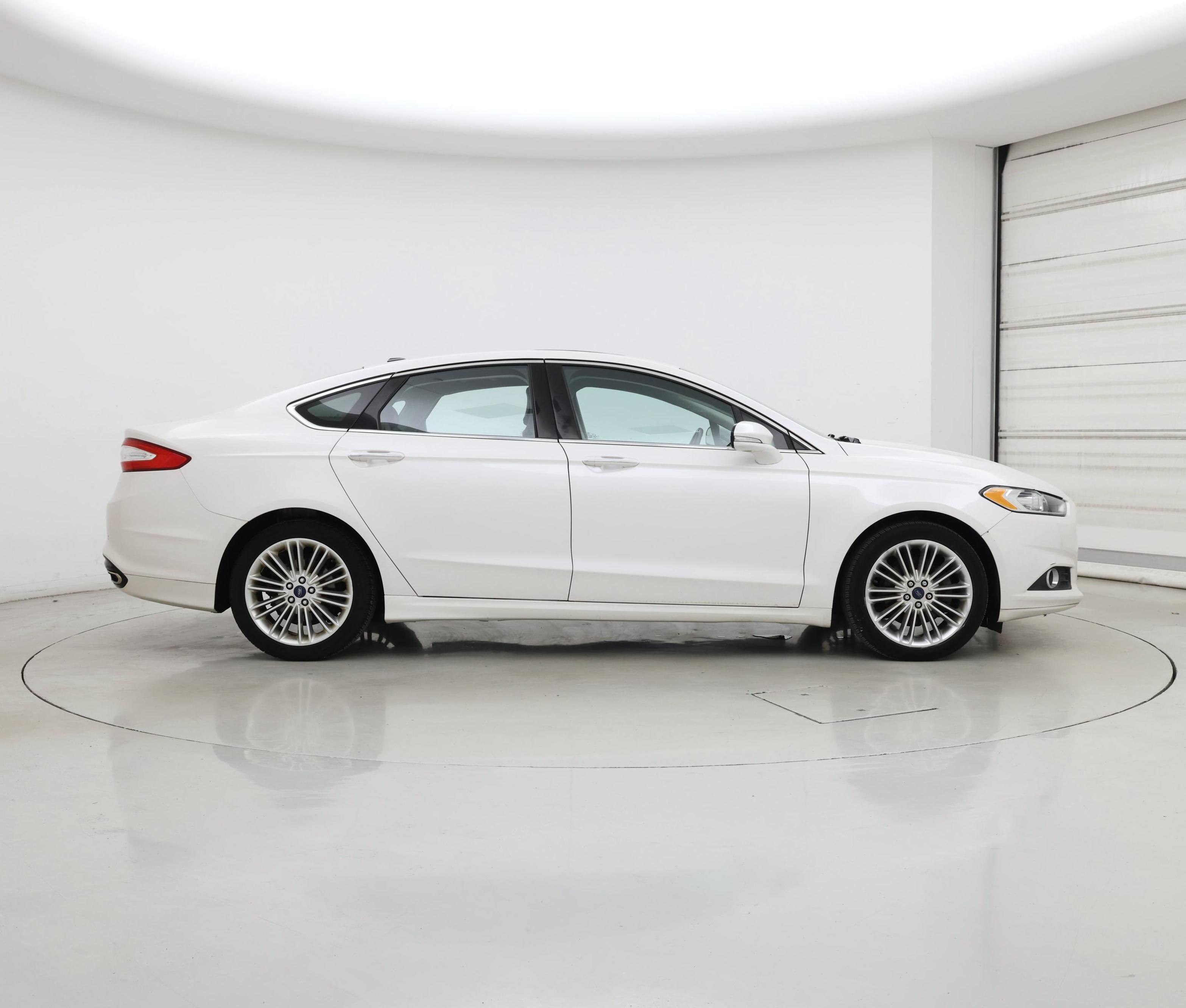 Thumbnail: 2015 Ford Fusion - 7