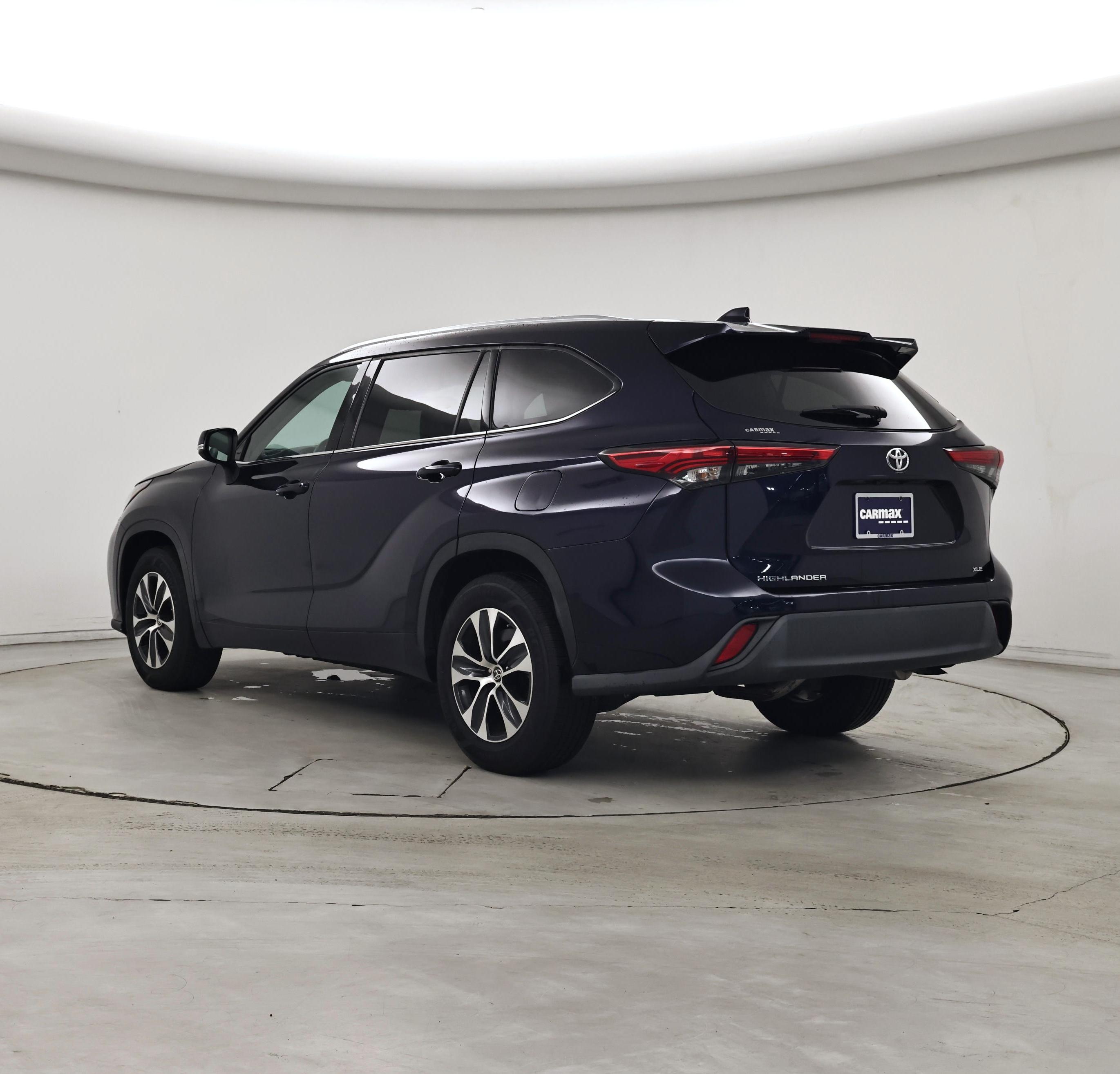 Thumbnail: 2020 Toyota Highlander - 2