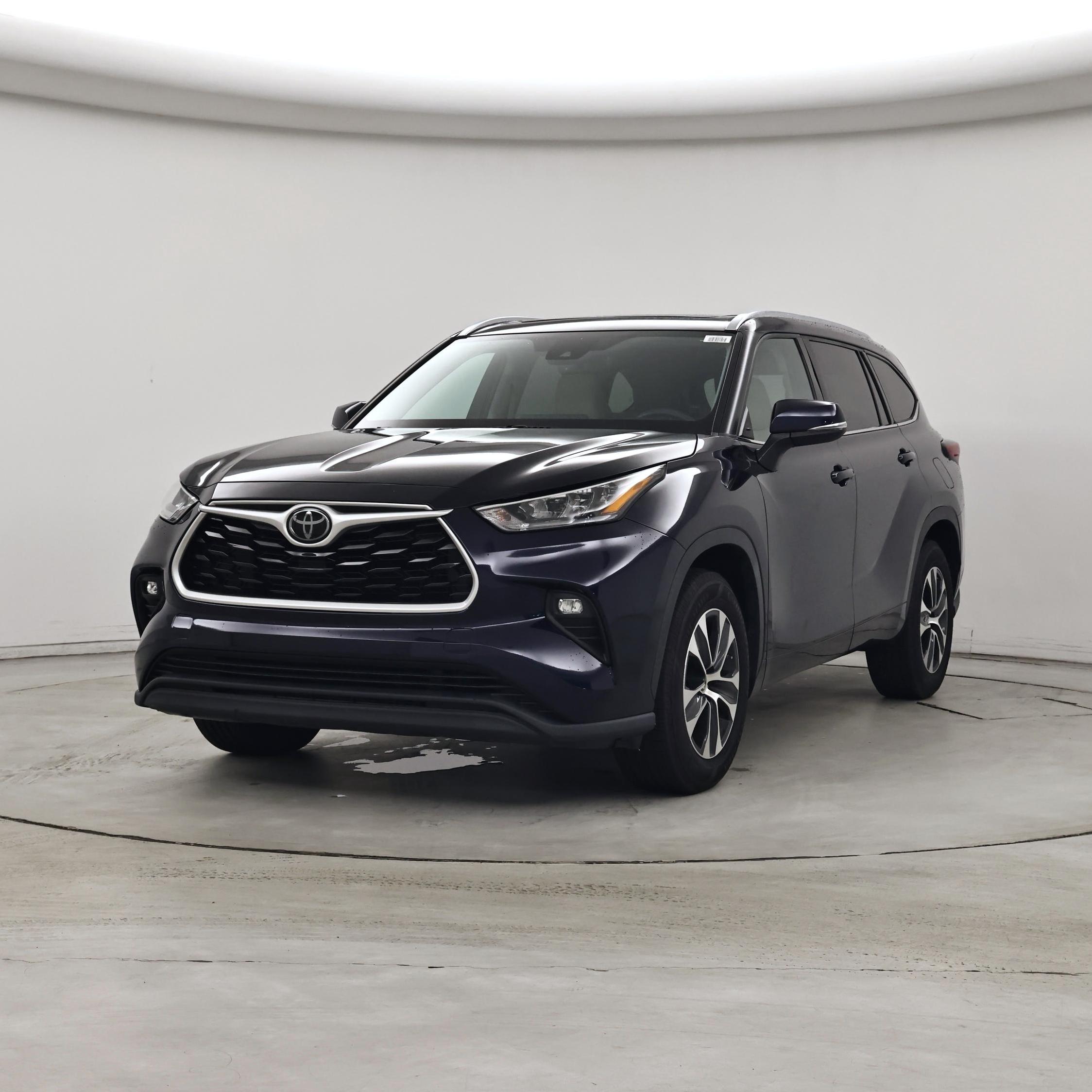 Thumbnail: 2020 Toyota Highlander - 4