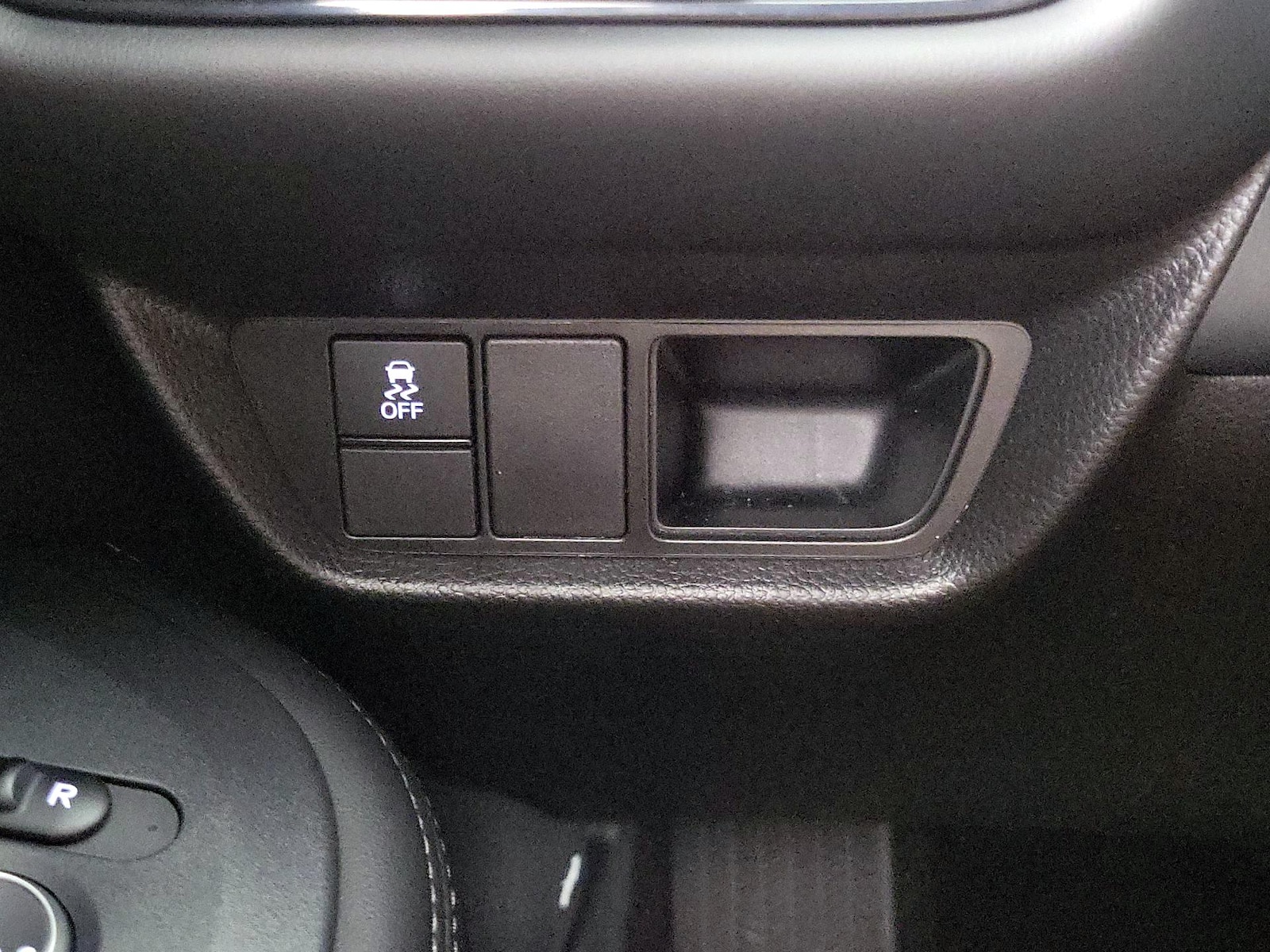 2025 Honda HR-V EX-L - Photo 14