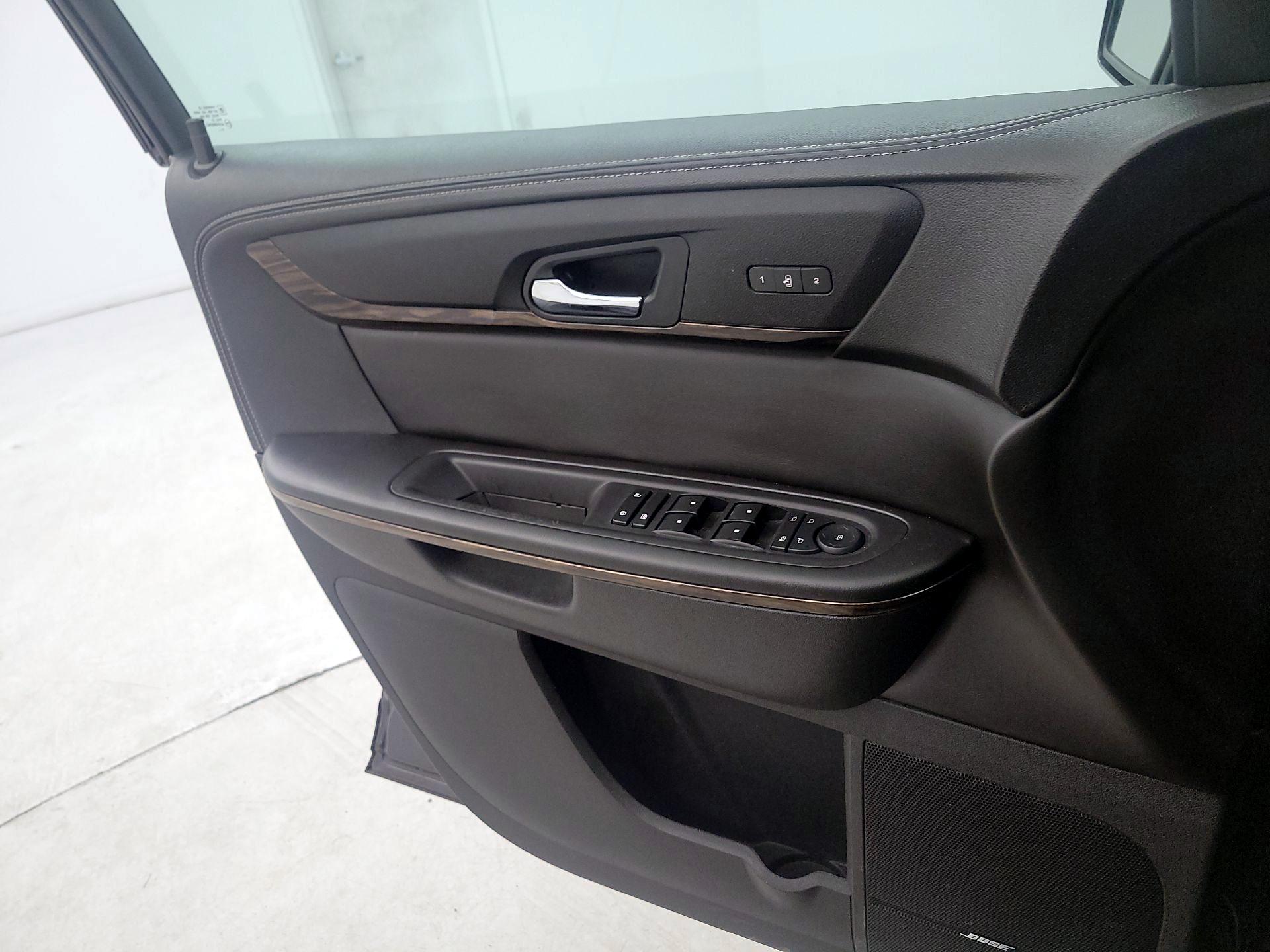 Thumbnail: 2016 GMC Acadia - 10