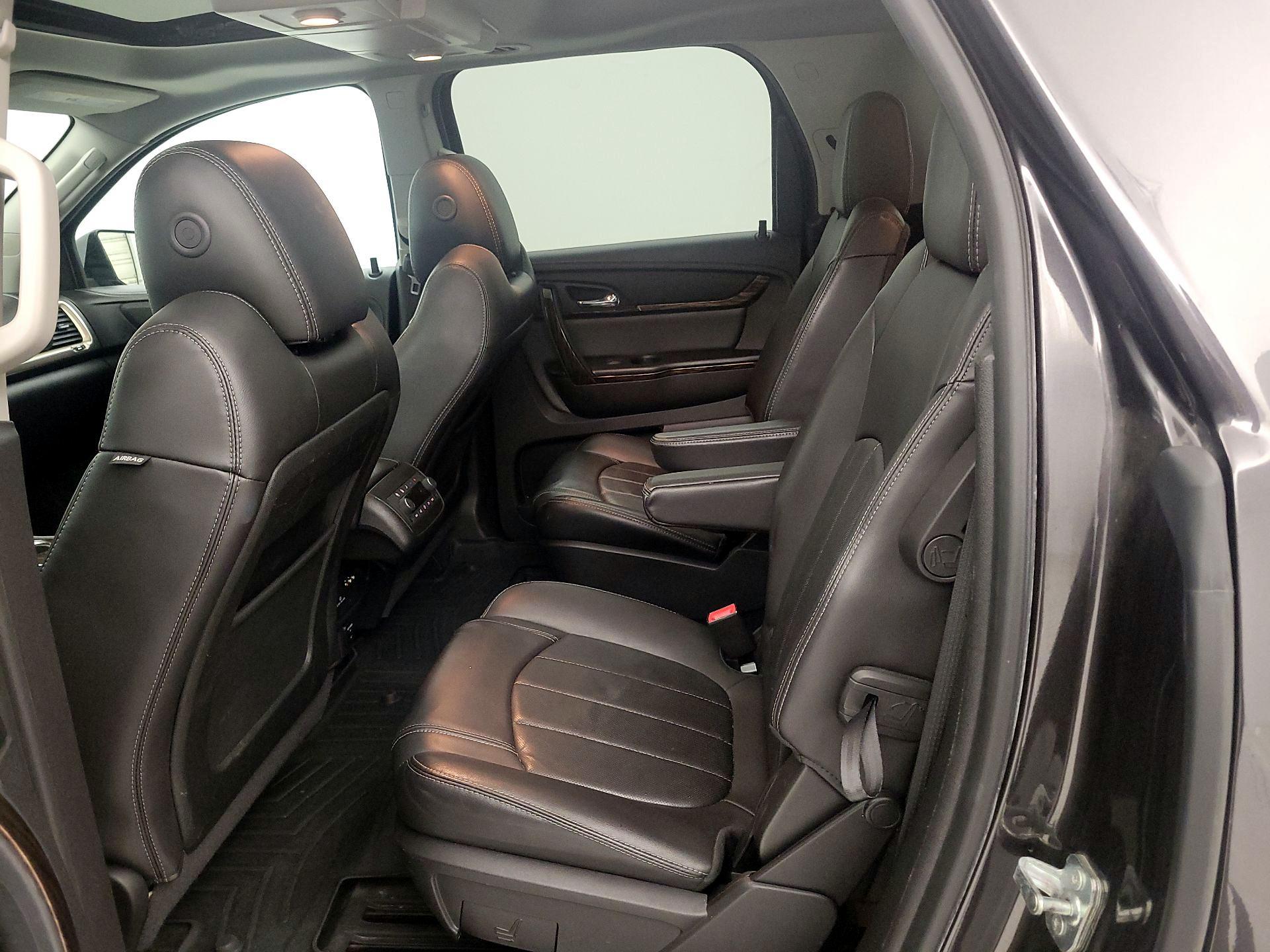Thumbnail: 2016 GMC Acadia - 17