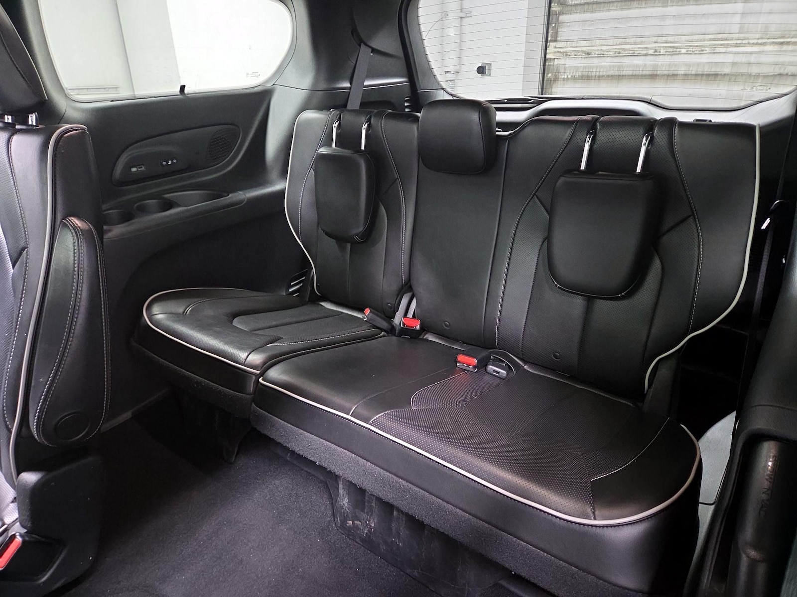 2019 Chrysler Pacifica Limited - Photo 23