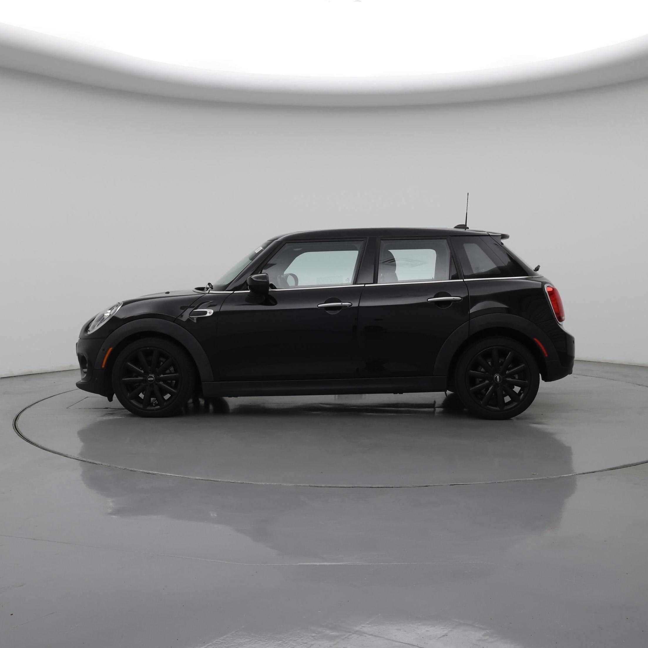 Thumbnail: 2020 MINI Cooper Hardtop - 3