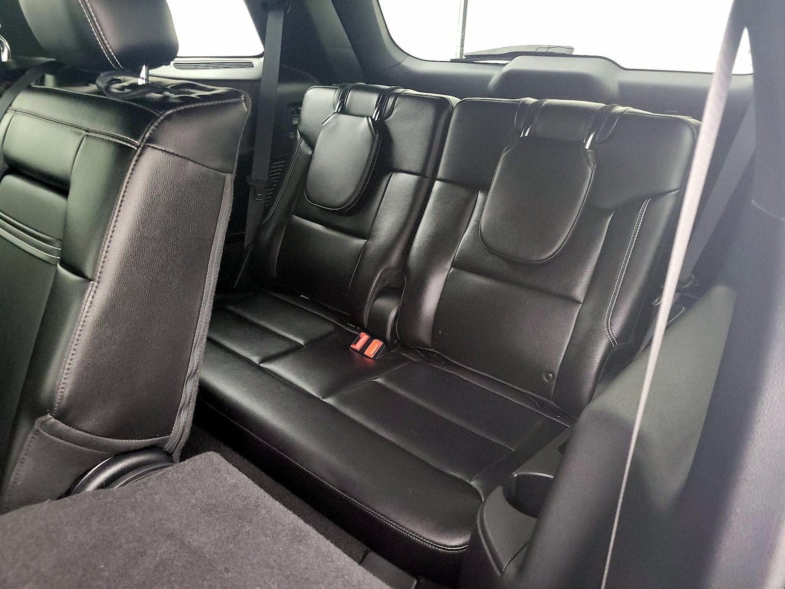 2021 Ford Explorer ST - Photo 23