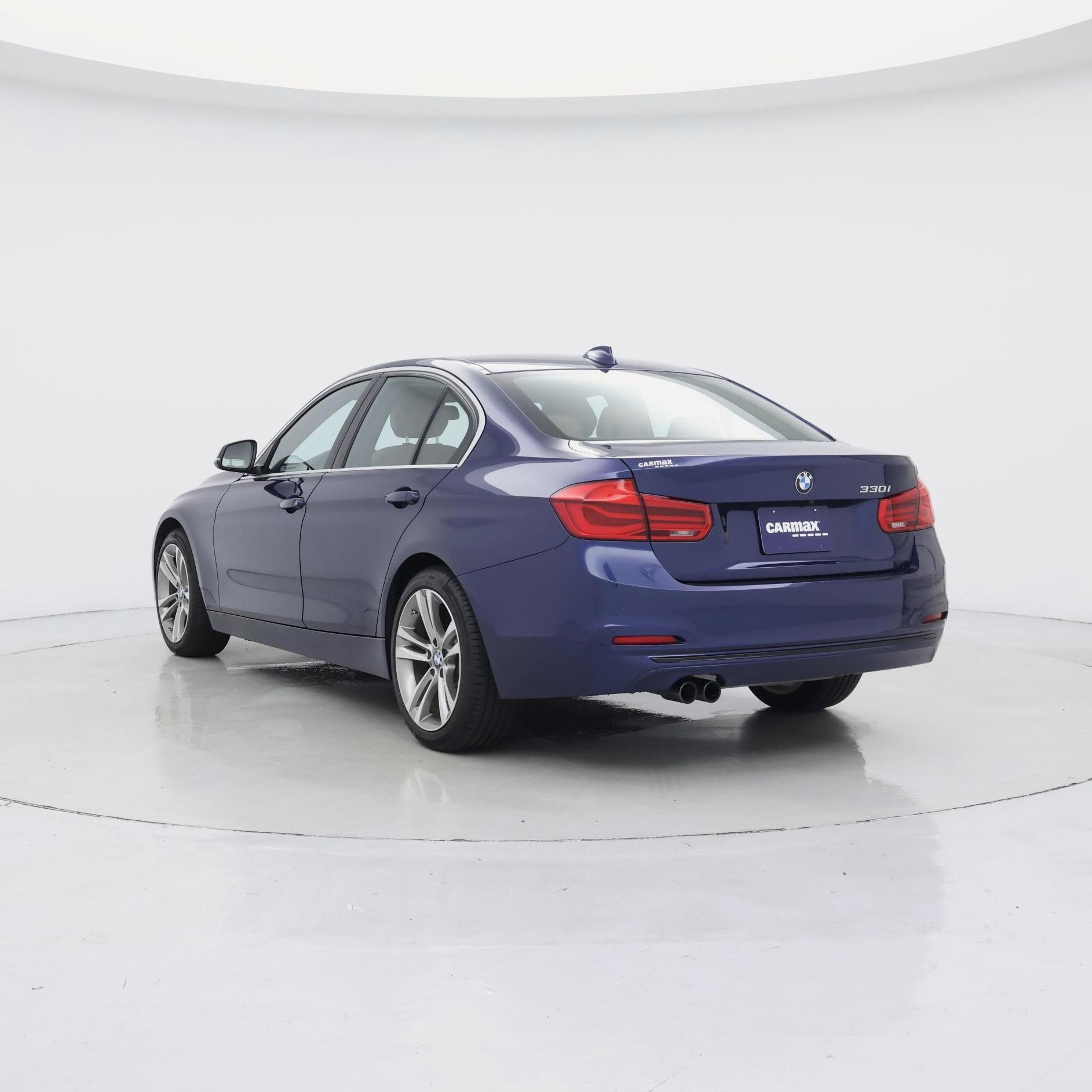 Thumbnail: 2017 BMW 3 Series - 2