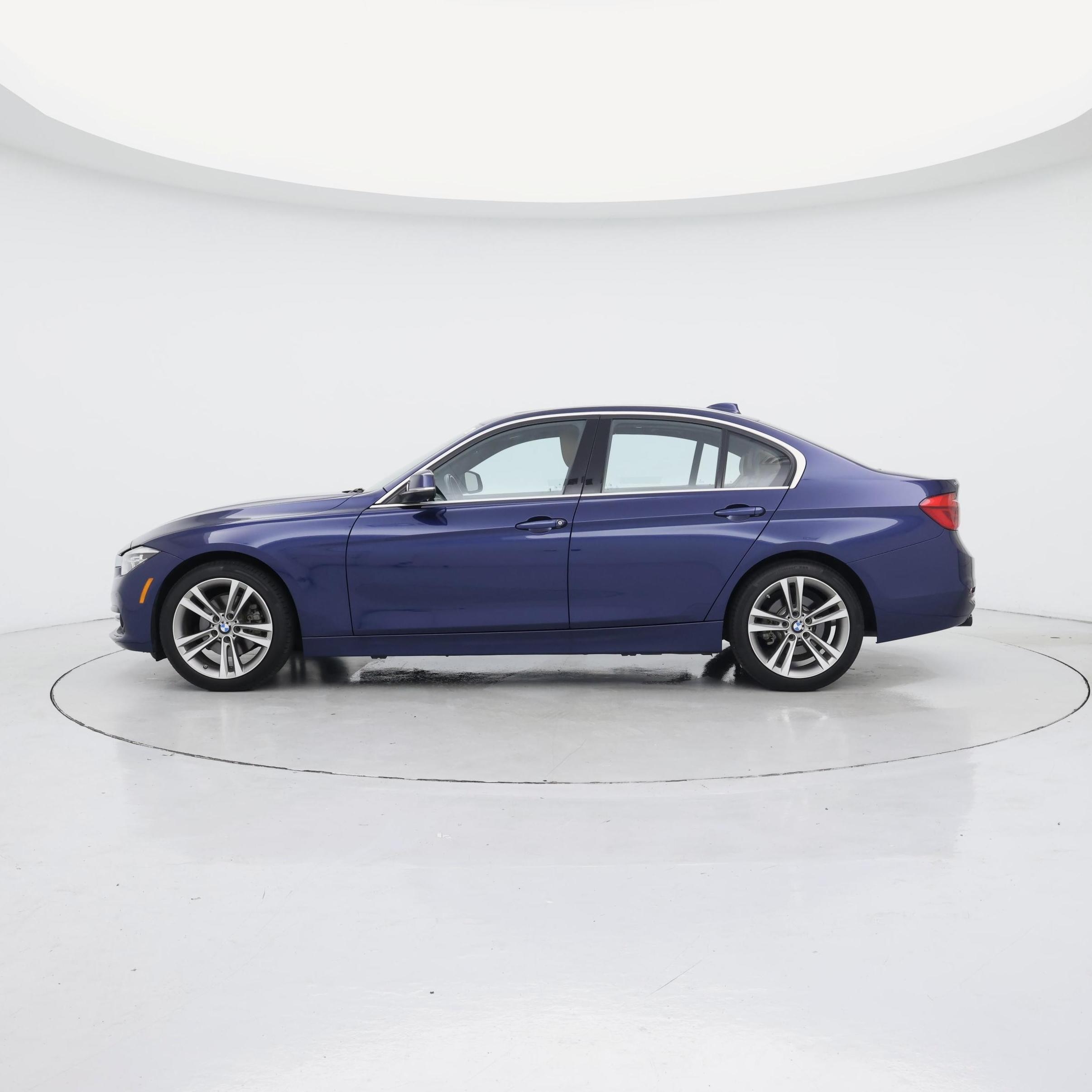 Thumbnail: 2017 BMW 3 Series - 3