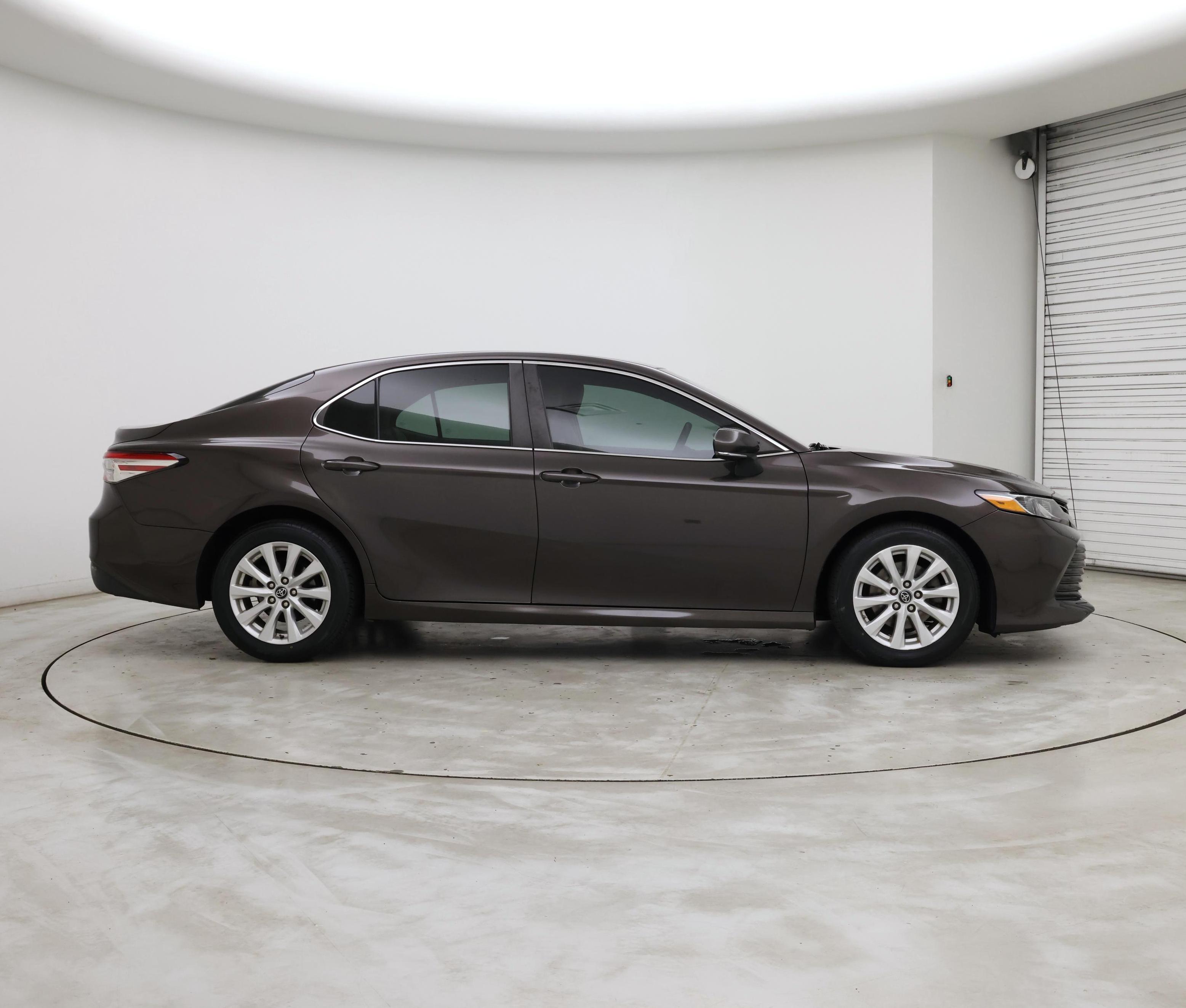 Thumbnail: 2018 Toyota Camry - 7