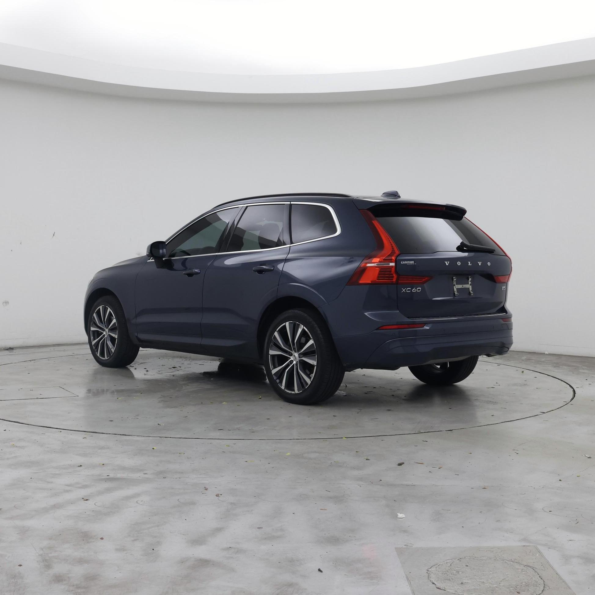 Thumbnail: 2022 Volvo XC60 - 2