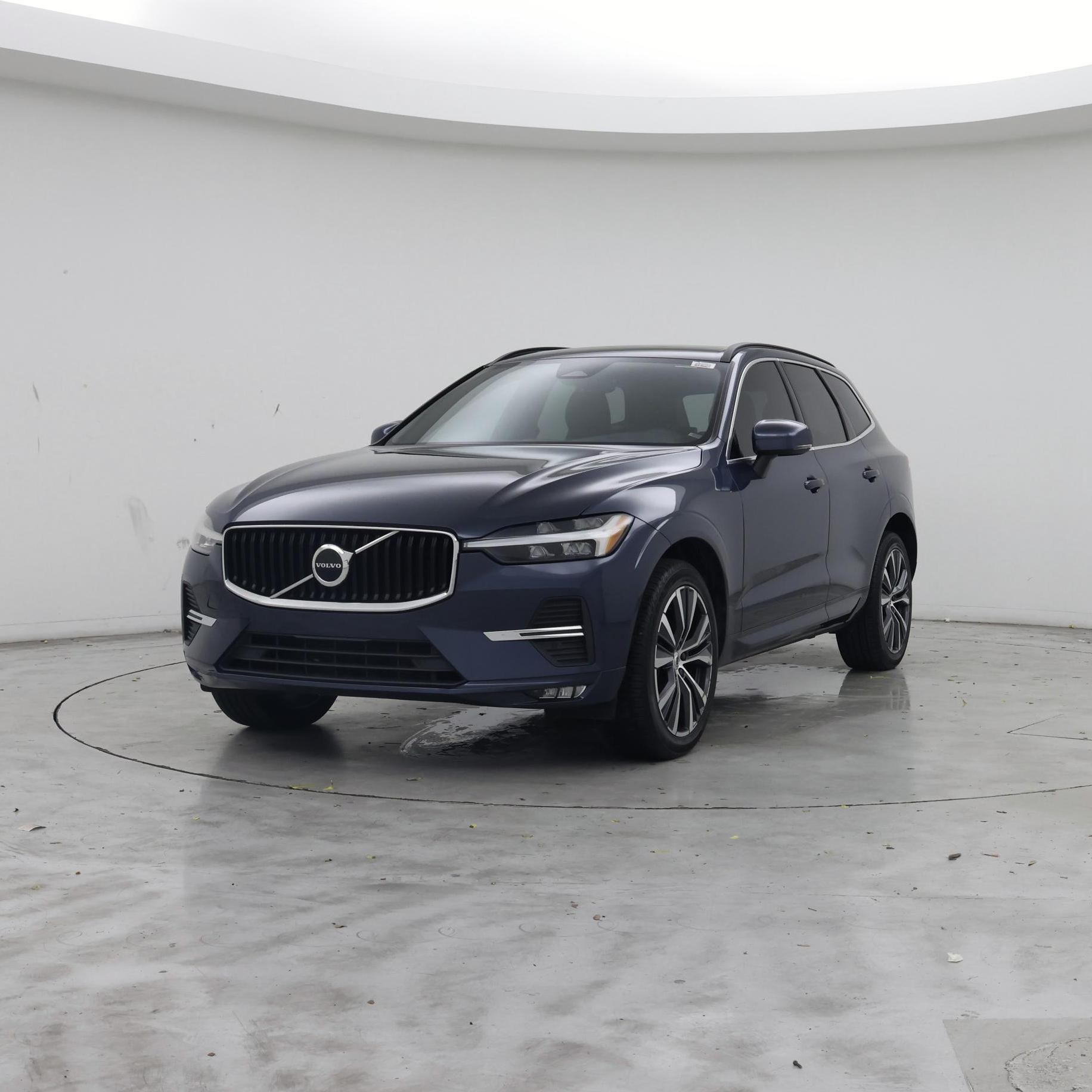 Thumbnail: 2022 Volvo XC60 - 4