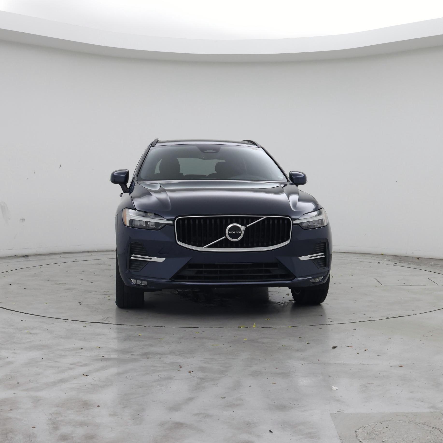Thumbnail: 2022 Volvo XC60 - 5