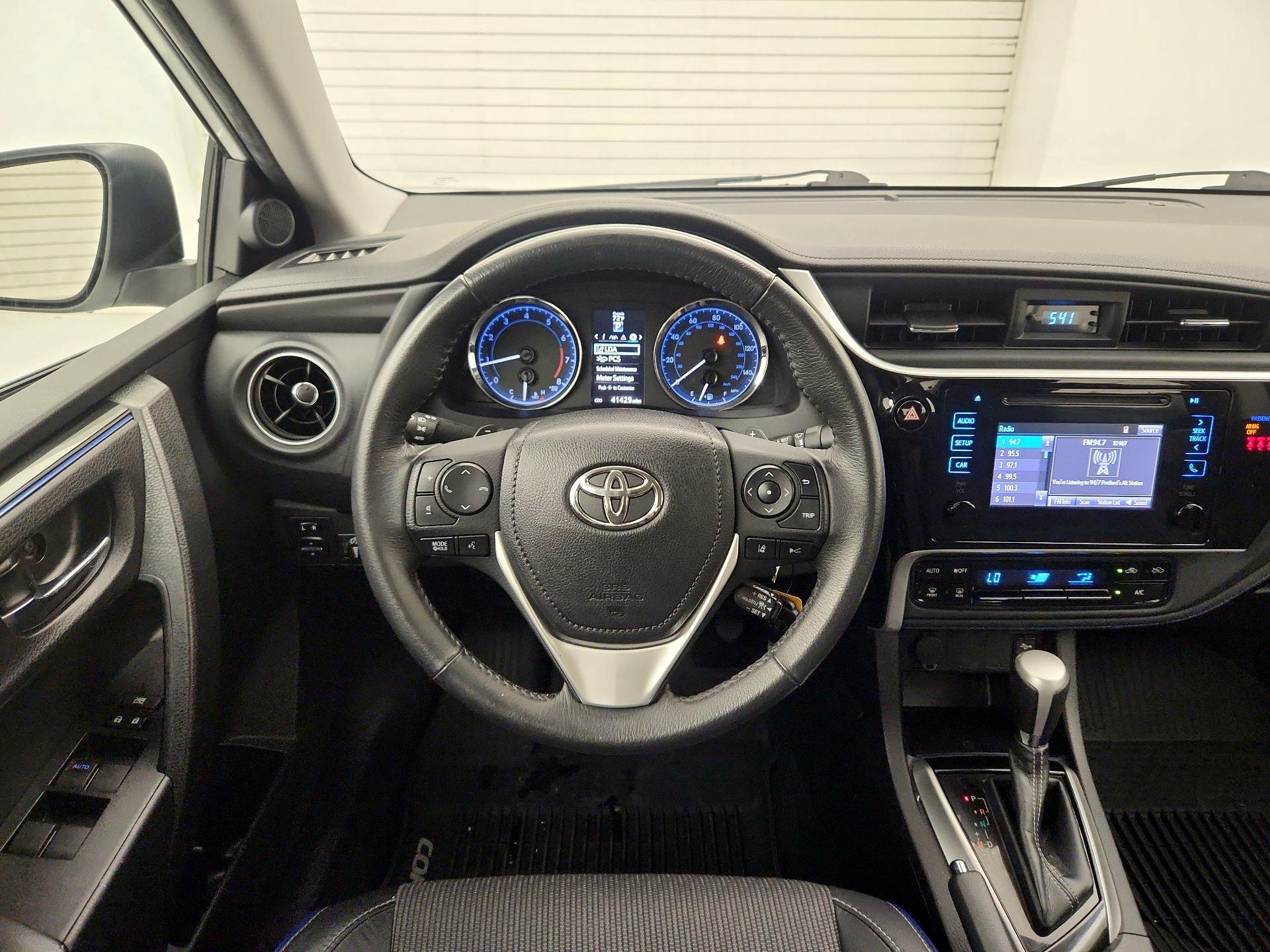 Thumbnail: 2018 Toyota Corolla - 10