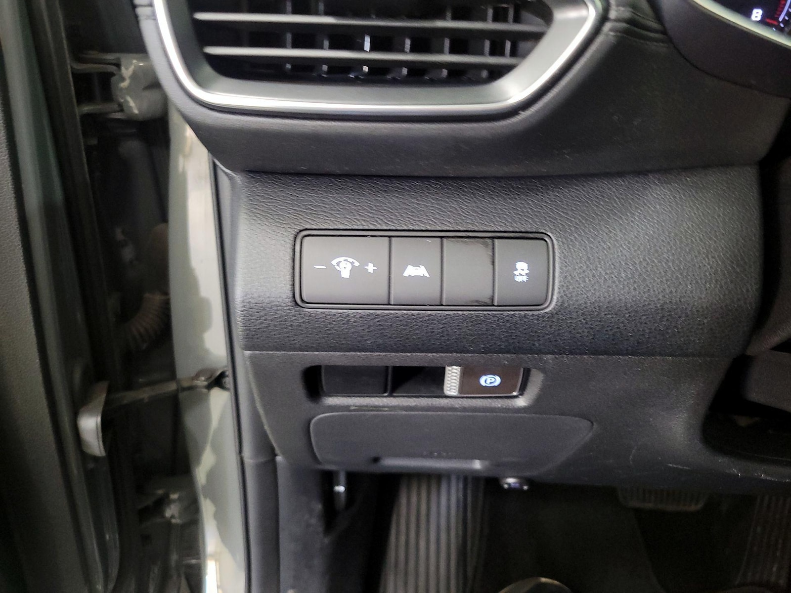 2021 Hyundai Santa Fe SE - Photo 14