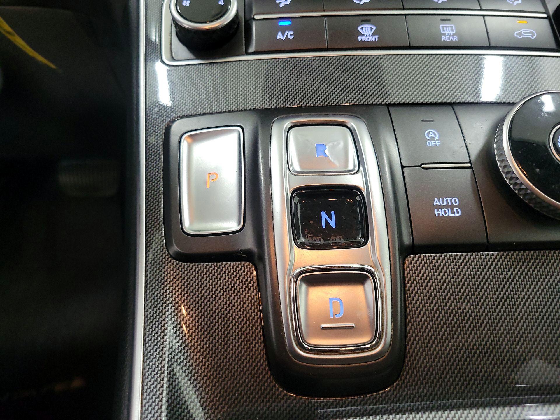 Thumbnail: 2021 Hyundai Santa Fe - 17