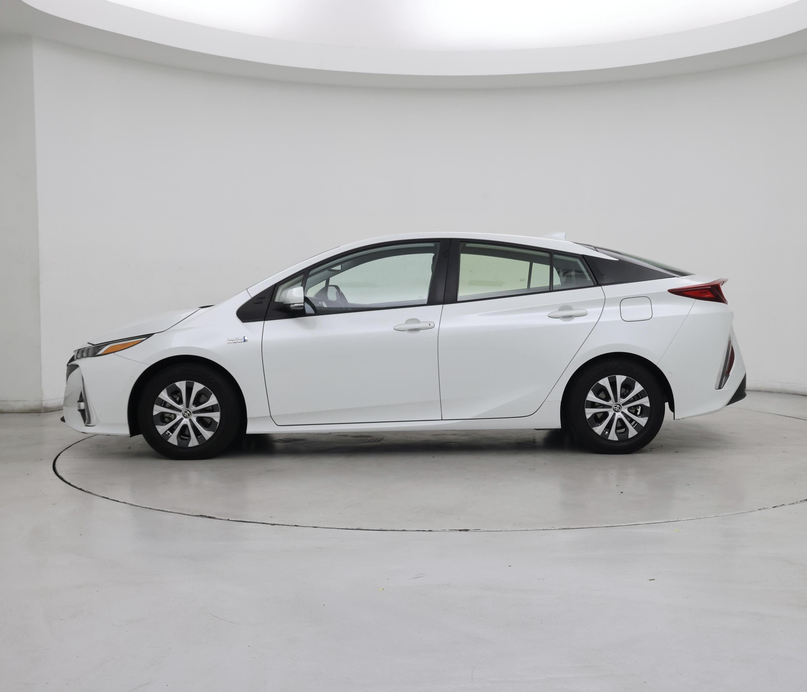 Thumbnail: 2021 Toyota Prius Prime - 3