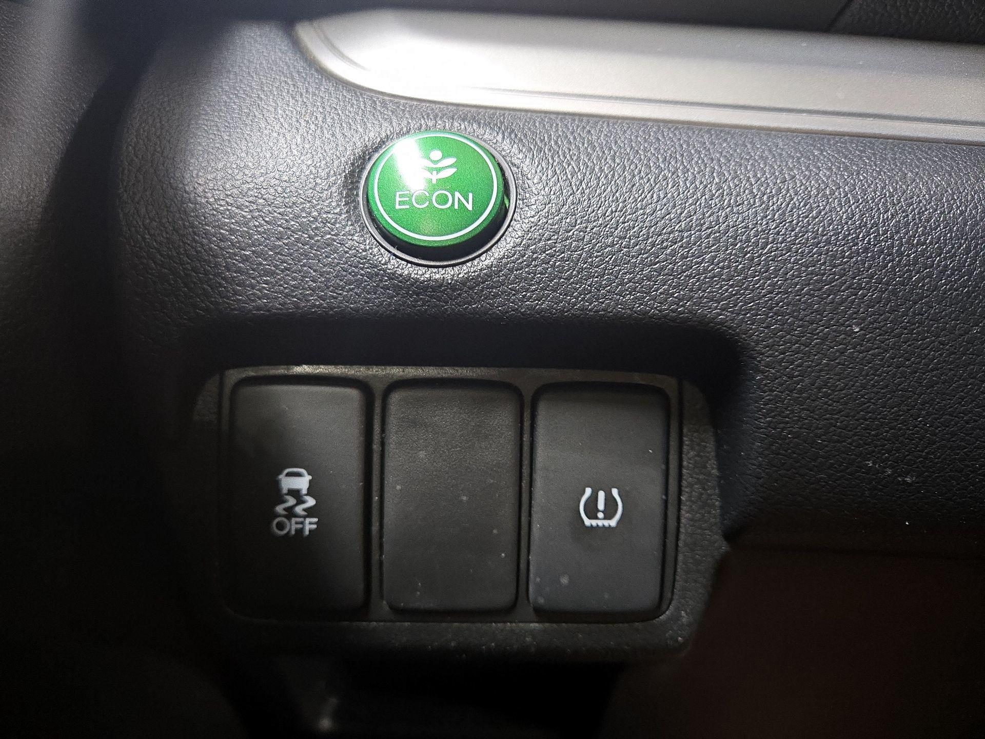 Thumbnail: 2016 Honda CR-V - 13