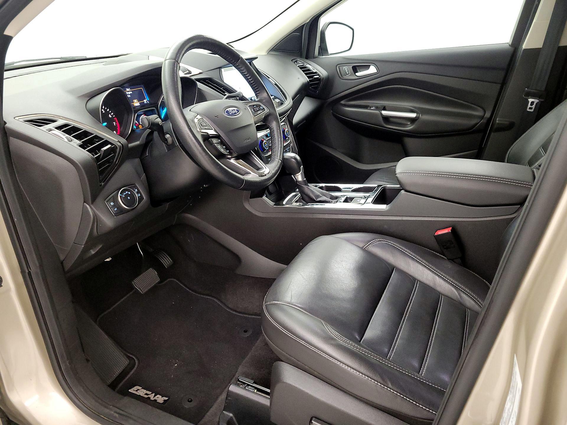 Thumbnail: 2017 Ford Escape - 11