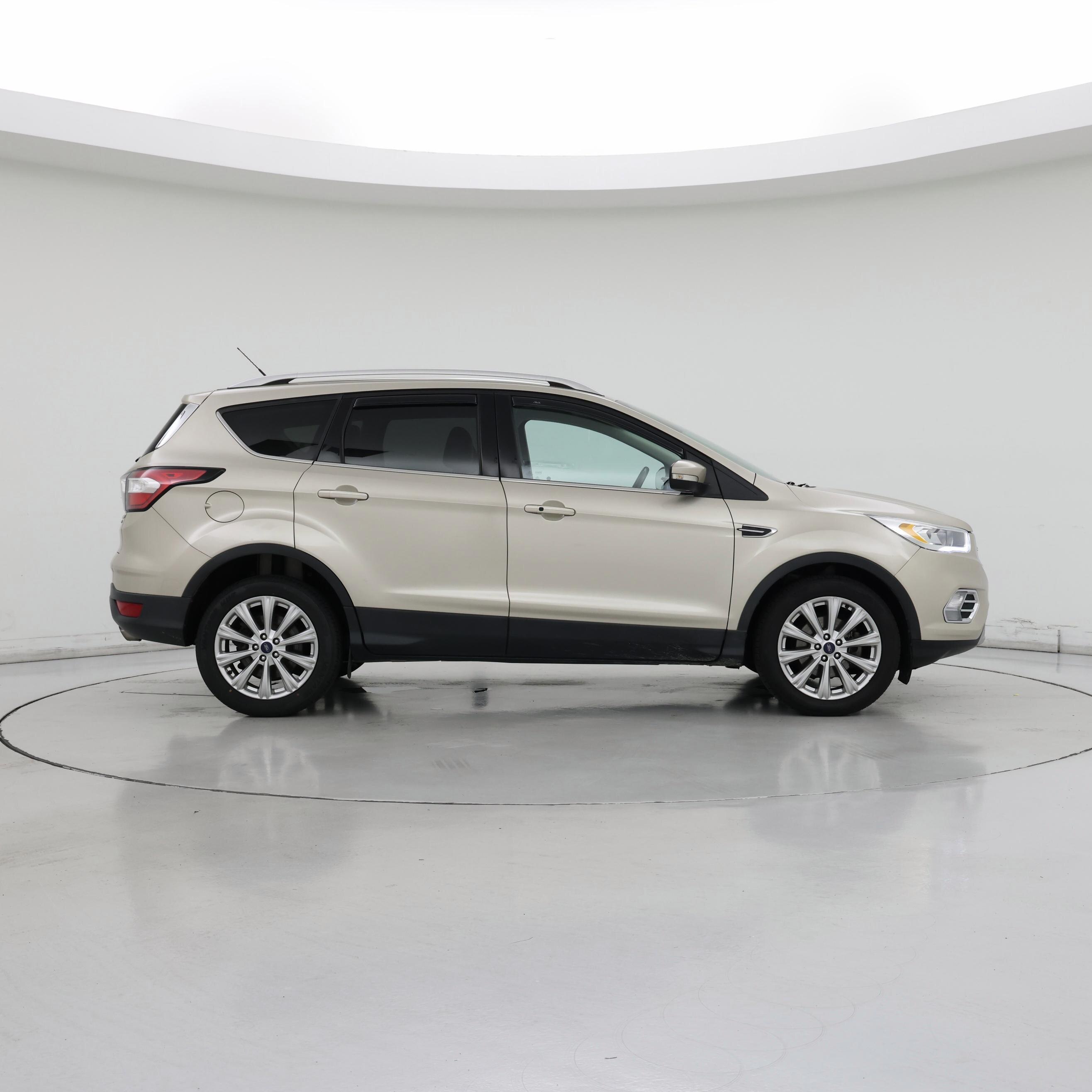 Thumbnail: 2017 Ford Escape - 7