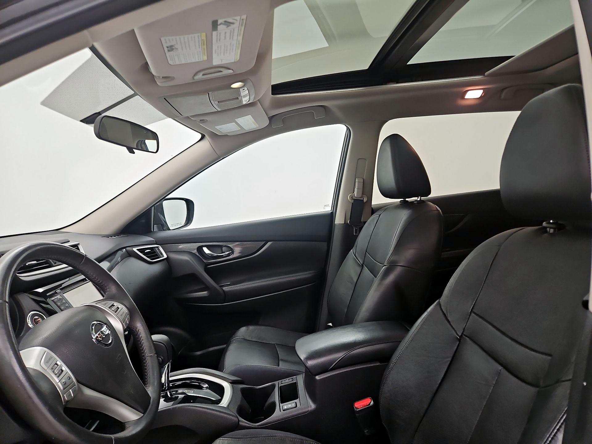 Thumbnail: 2015 Nissan Rogue - 19