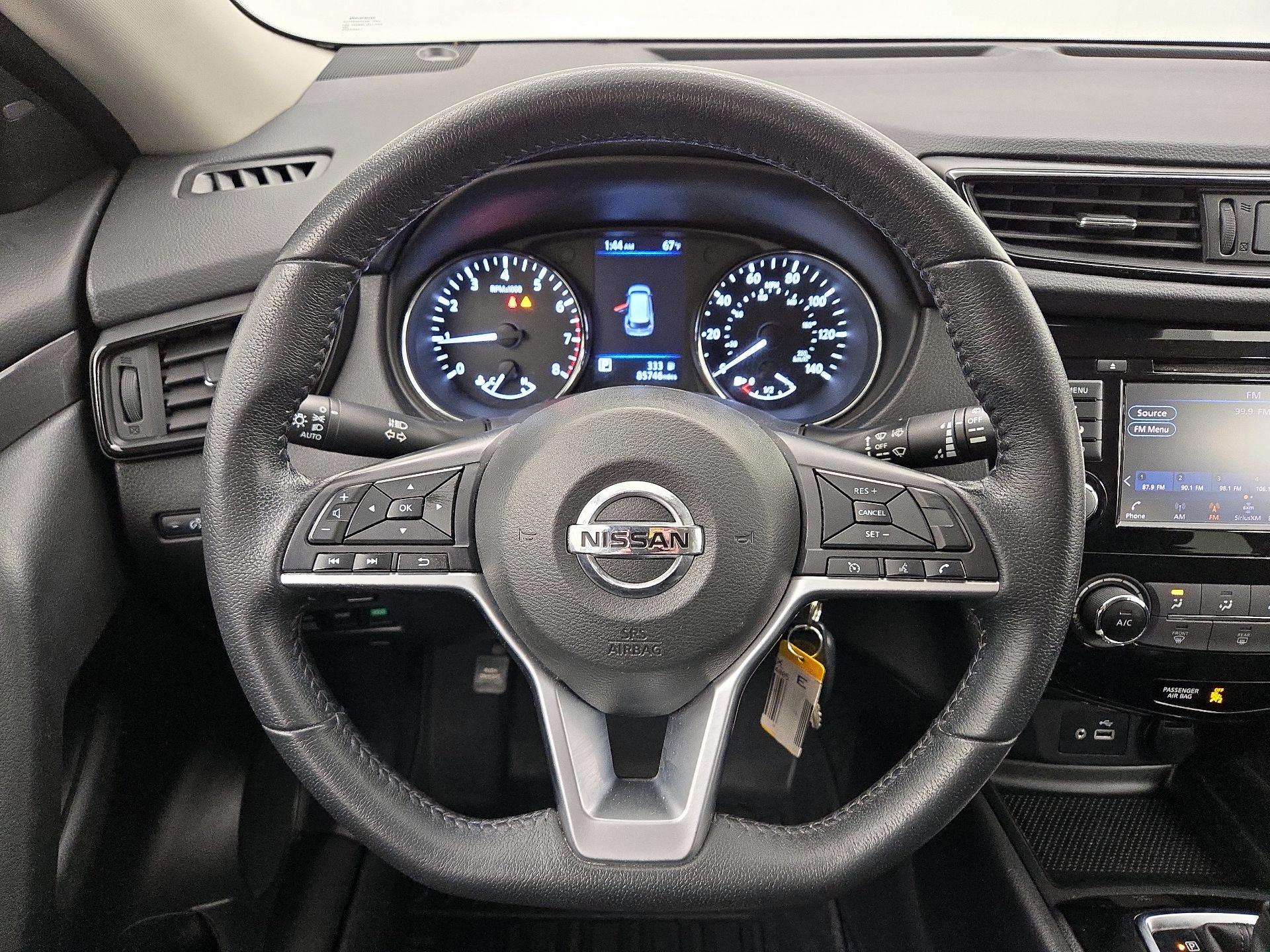 Thumbnail: 2019 Nissan Rogue - 10