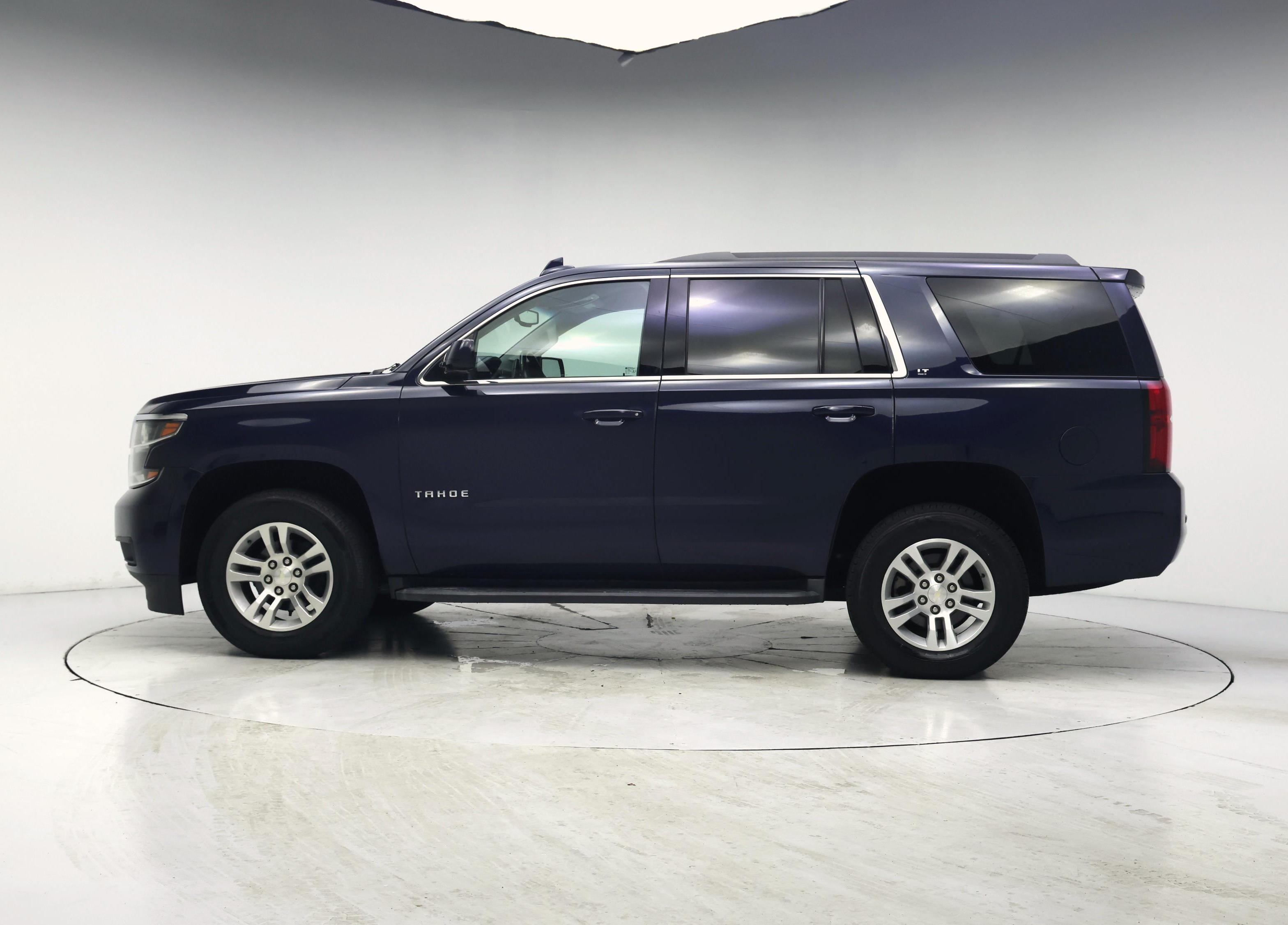 Thumbnail: 2020 Chevrolet Tahoe - 3