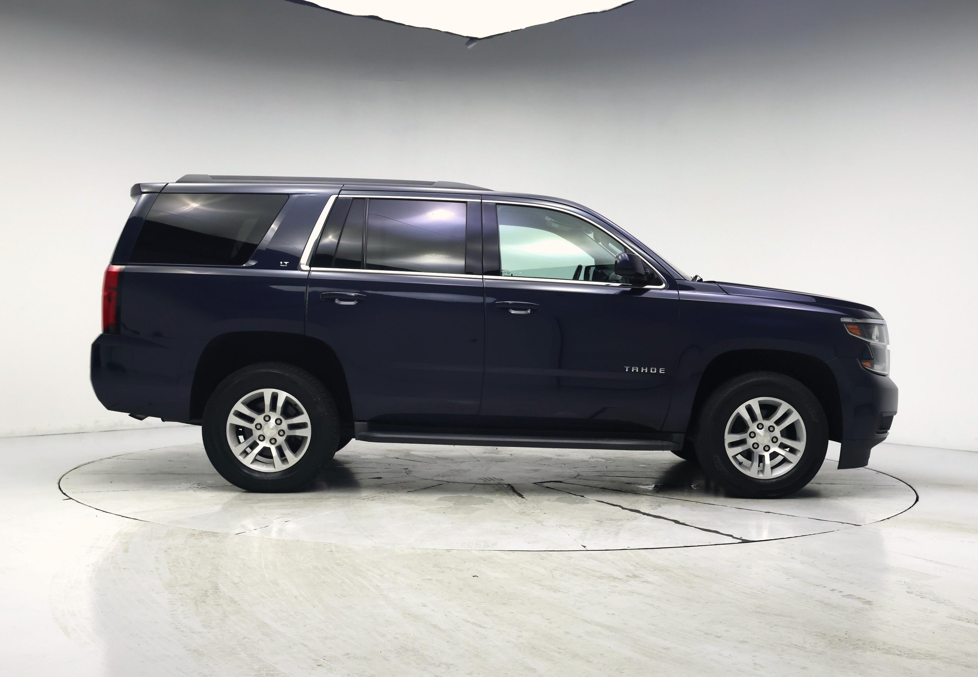 Thumbnail: 2020 Chevrolet Tahoe - 7