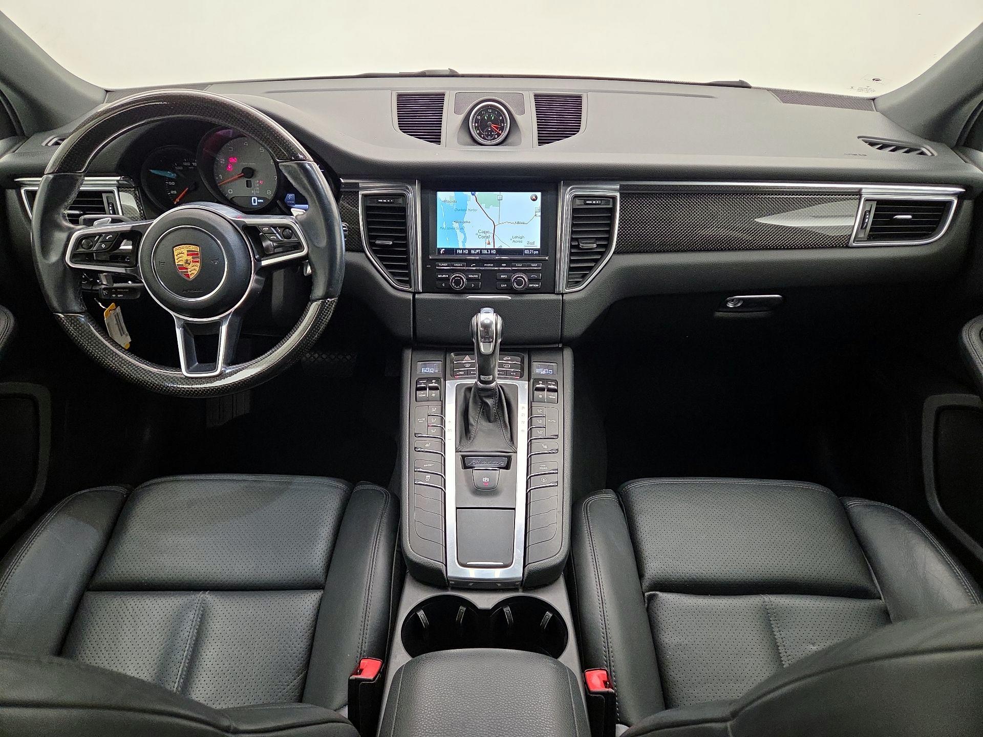 Thumbnail: 2015 Porsche Macan - 9