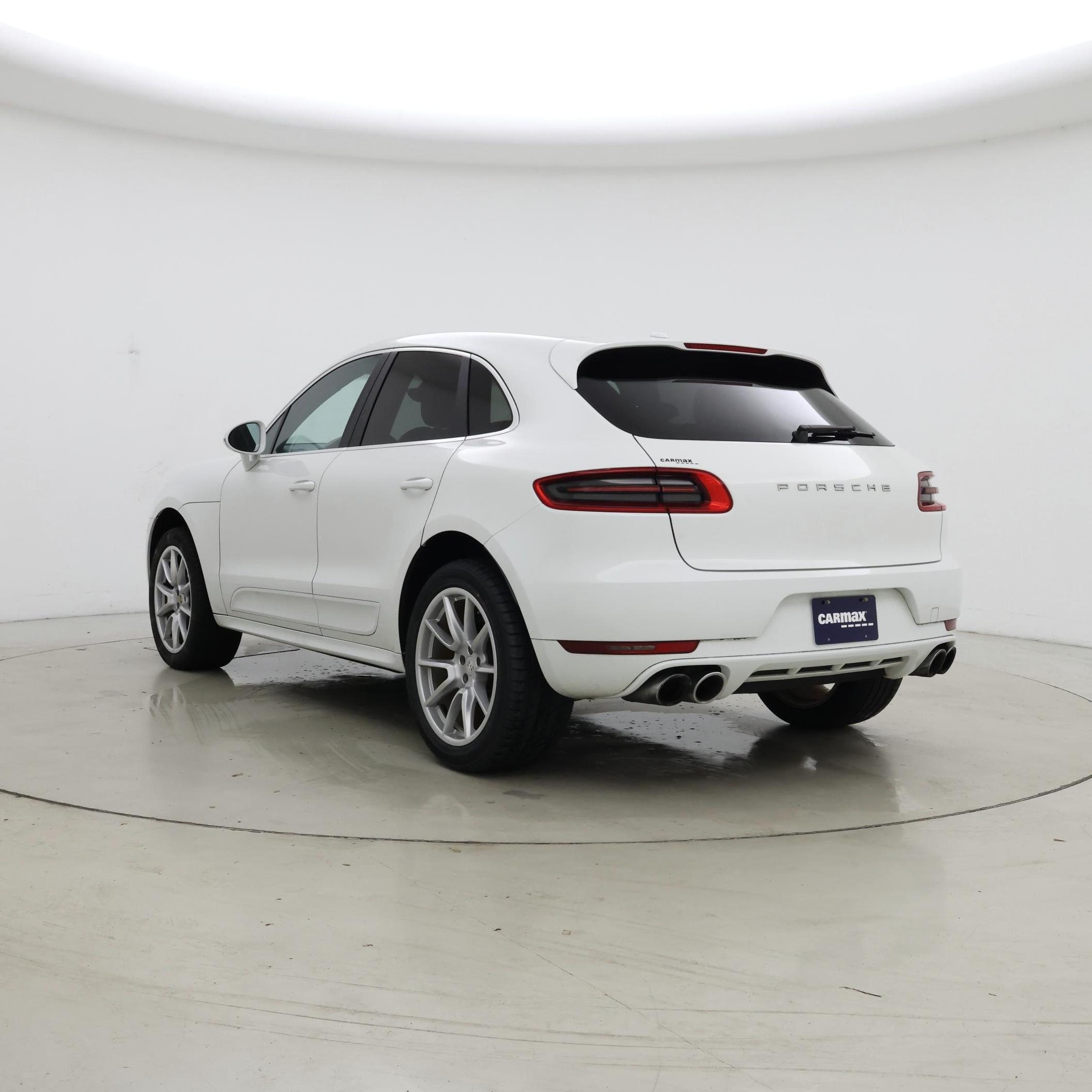 Thumbnail: 2015 Porsche Macan - 2