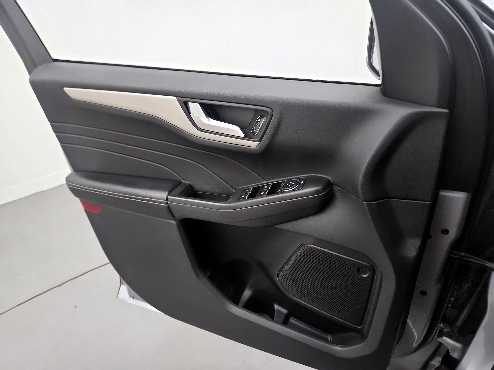 Thumbnail: 2021 Ford Escape - 12