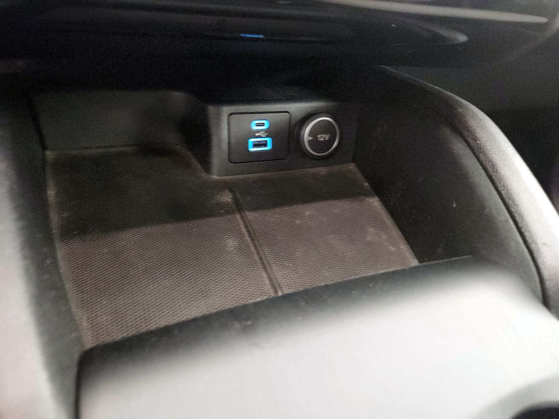 Thumbnail: 2021 Ford Escape - 18