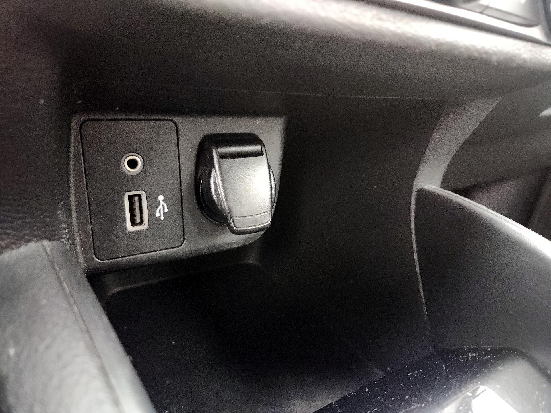 Thumbnail: 2020 Nissan Versa - 18