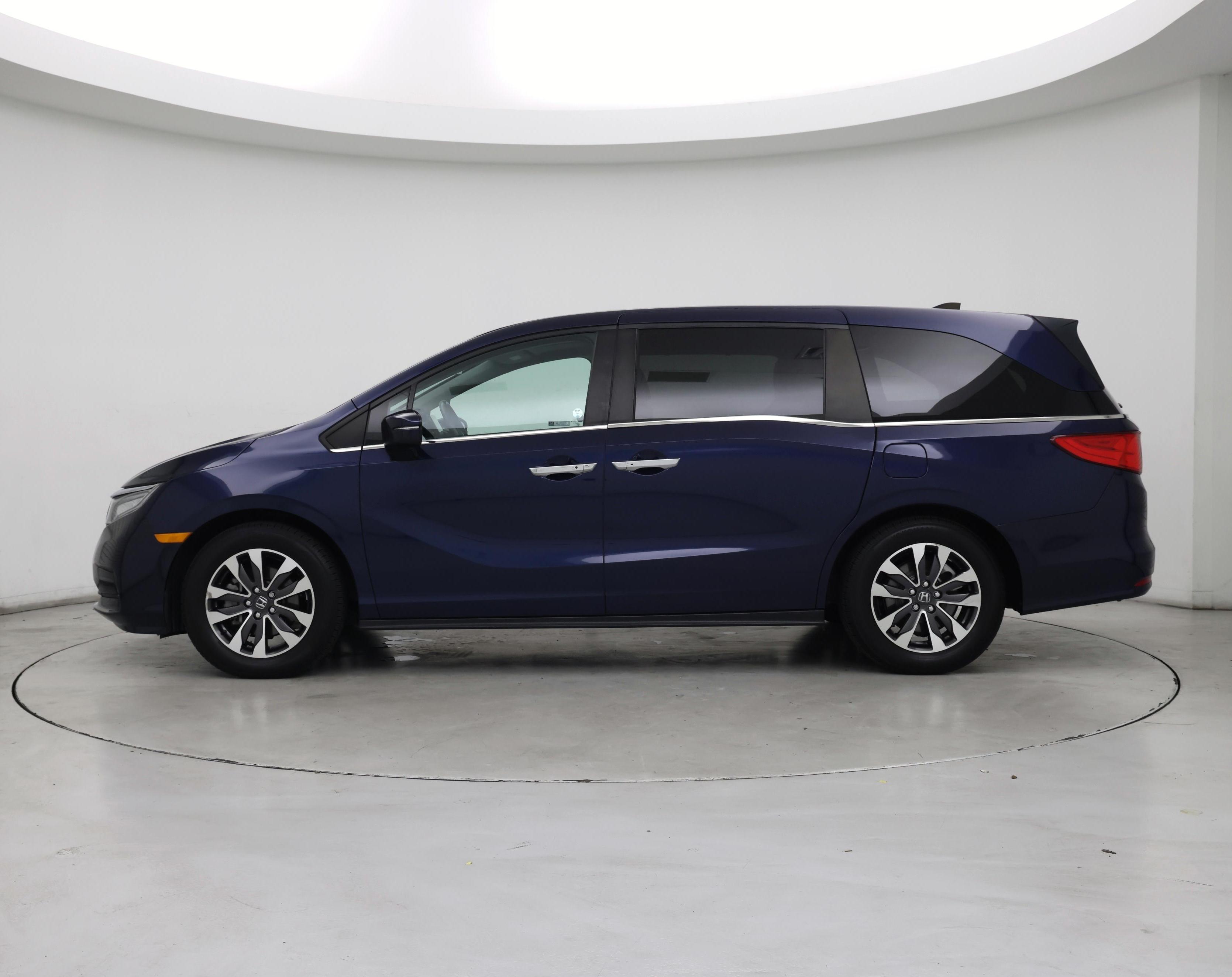 Thumbnail: 2023 Honda Odyssey - 3