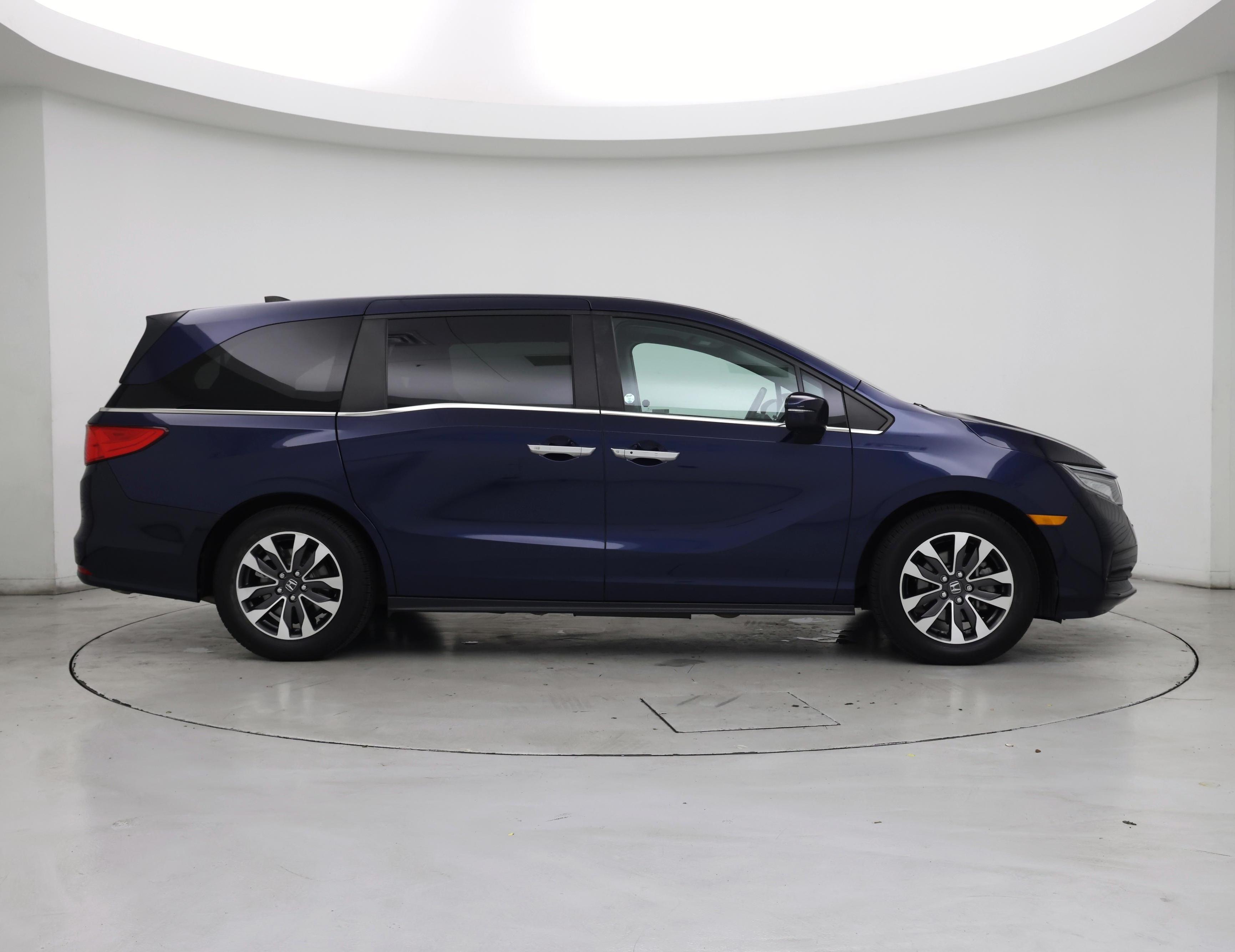 Thumbnail: 2023 Honda Odyssey - 7