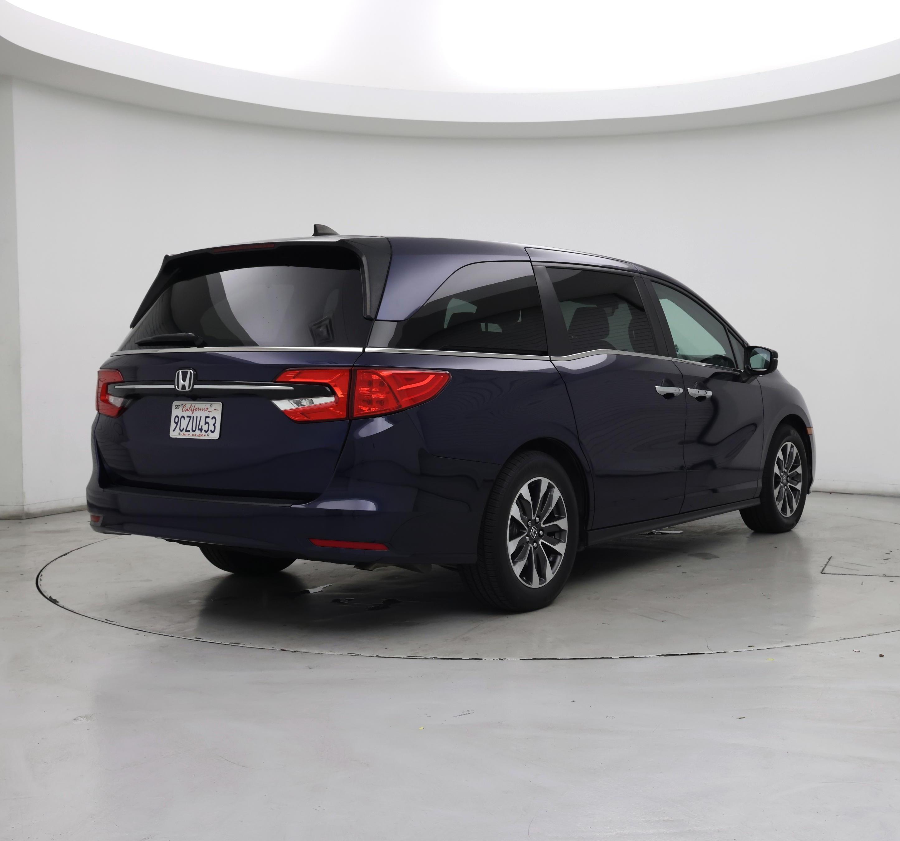 Thumbnail: 2023 Honda Odyssey - 8