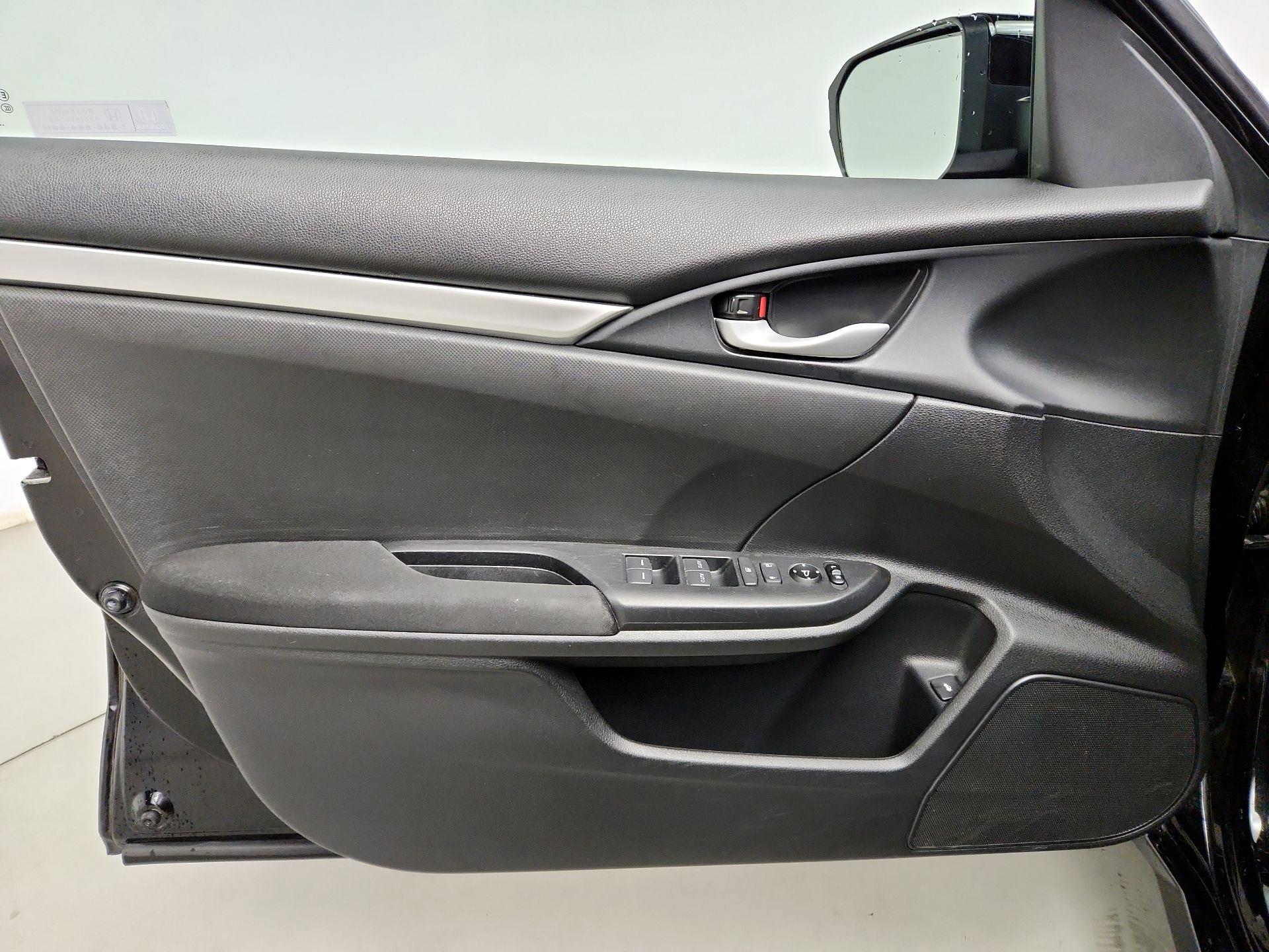 Thumbnail: 2020 Honda Civic - 12