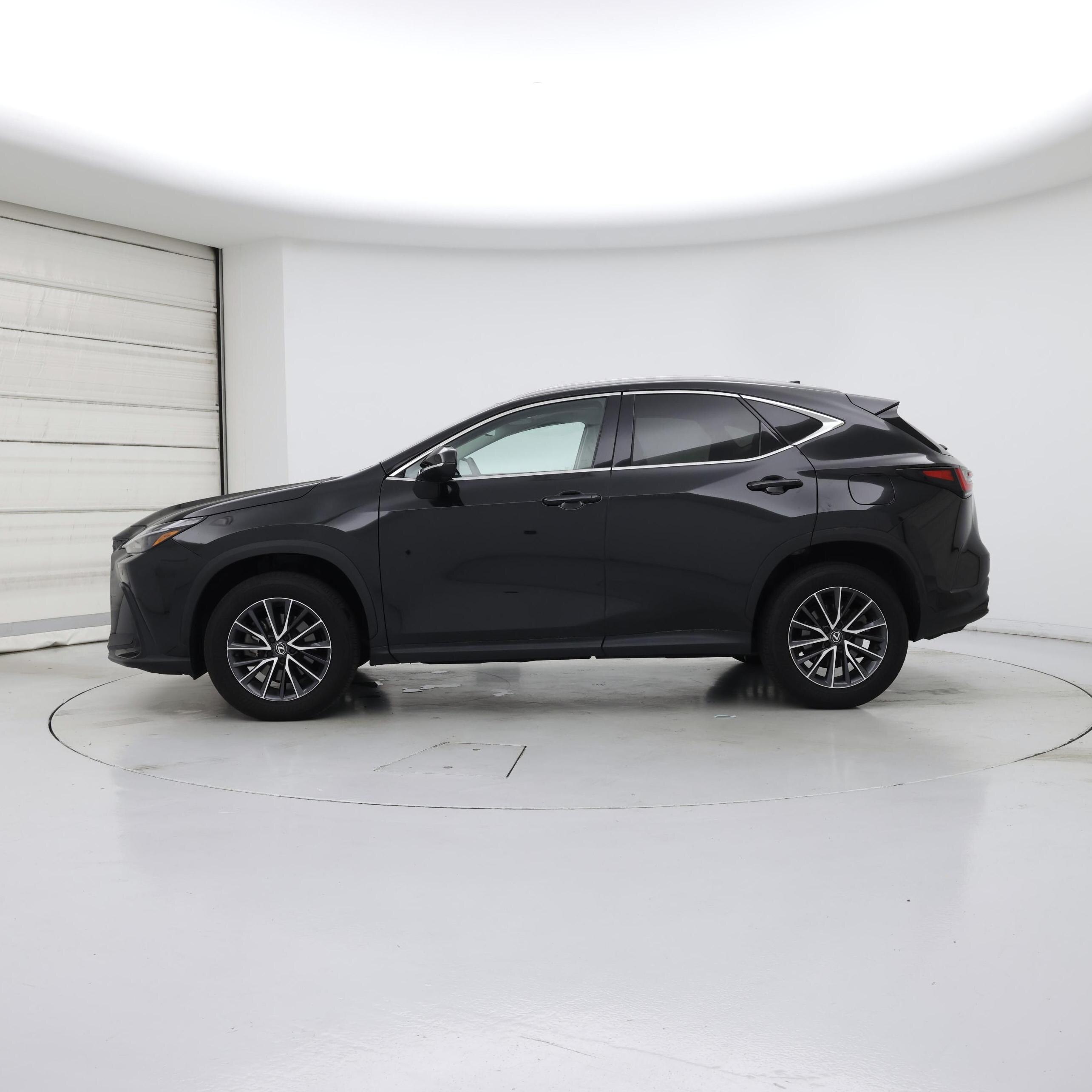 Thumbnail: 2024 Lexus NX - 3