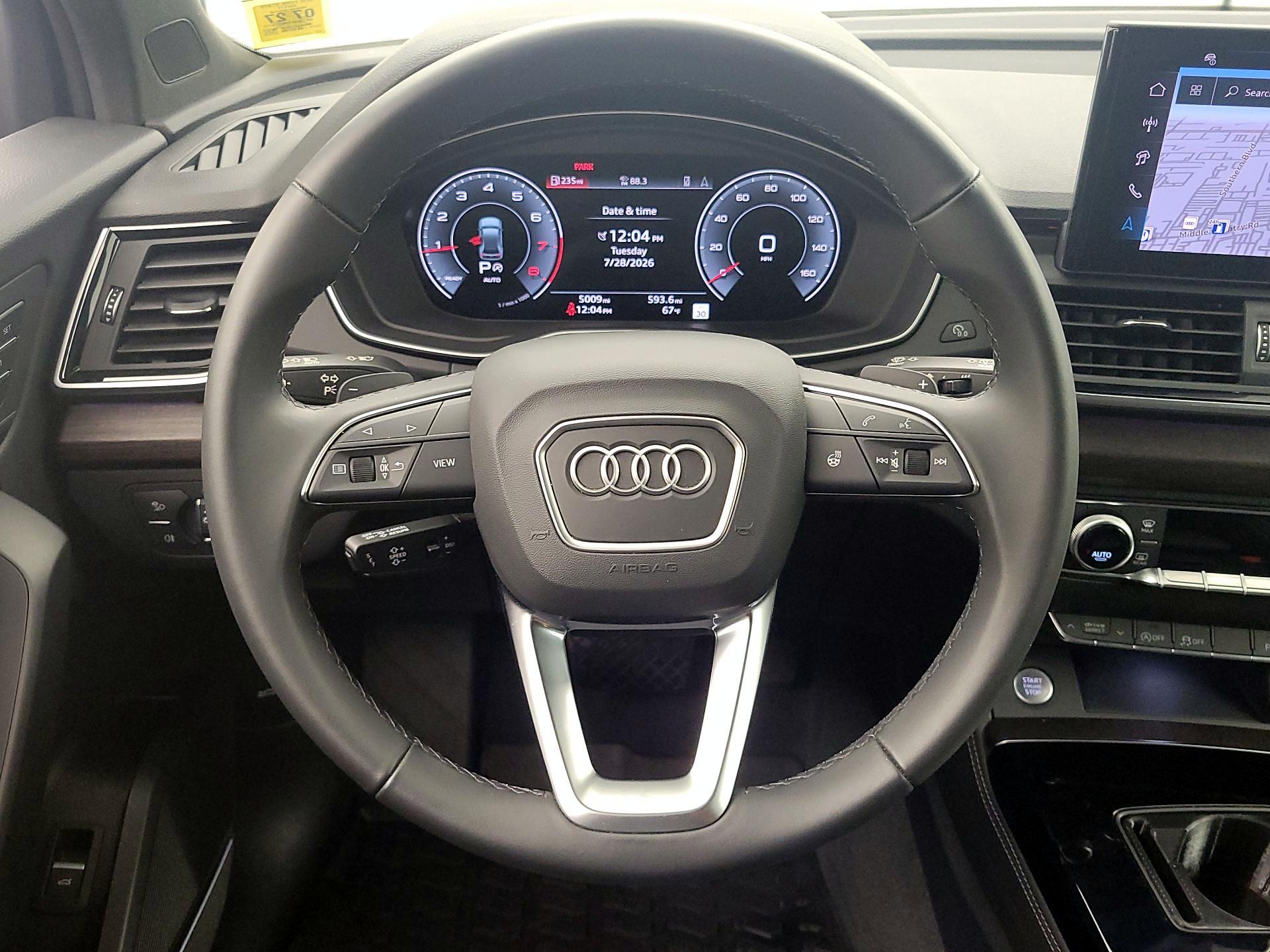 Thumbnail: 2025 Audi Q5 - 10