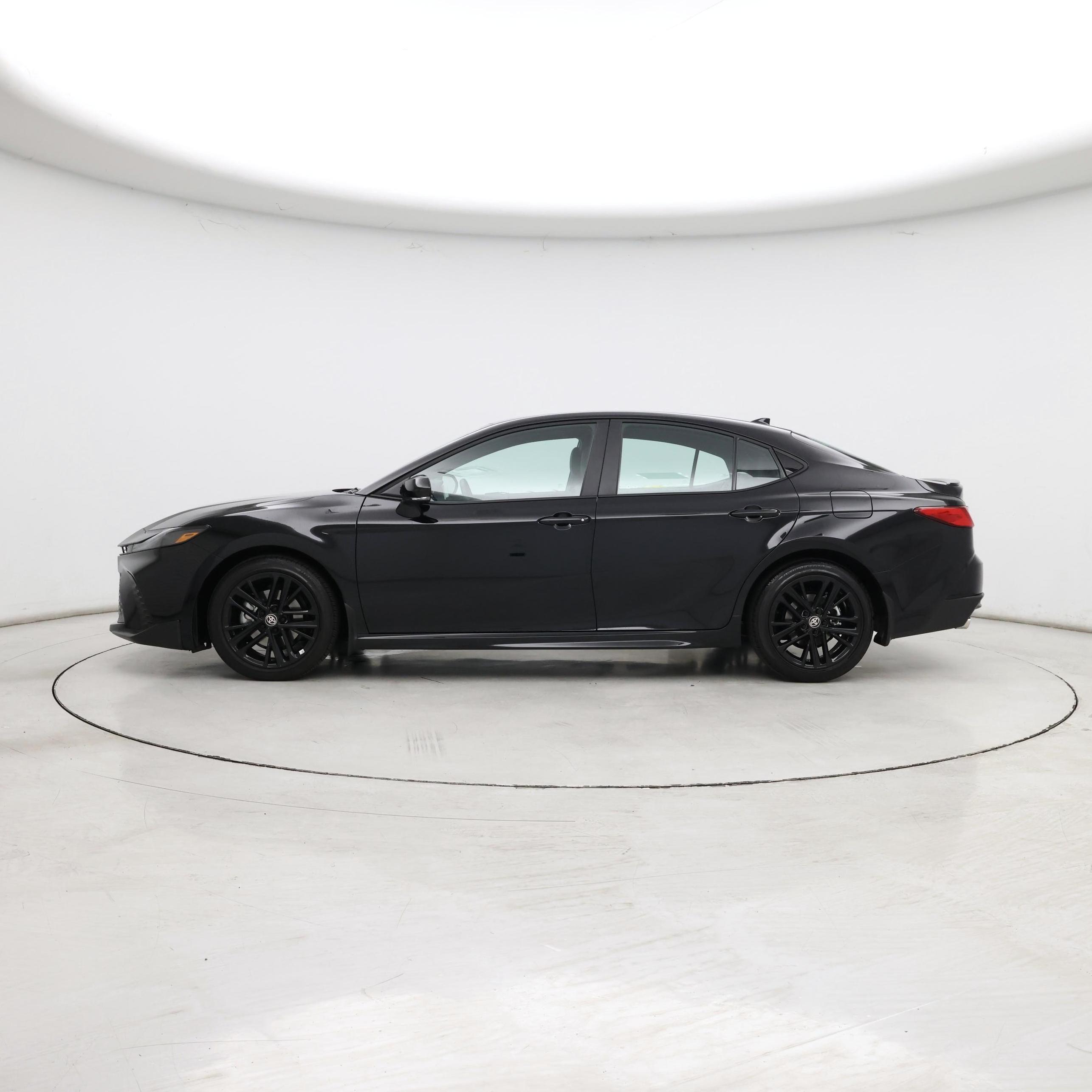 Thumbnail: 2026 Toyota Camry - 3
