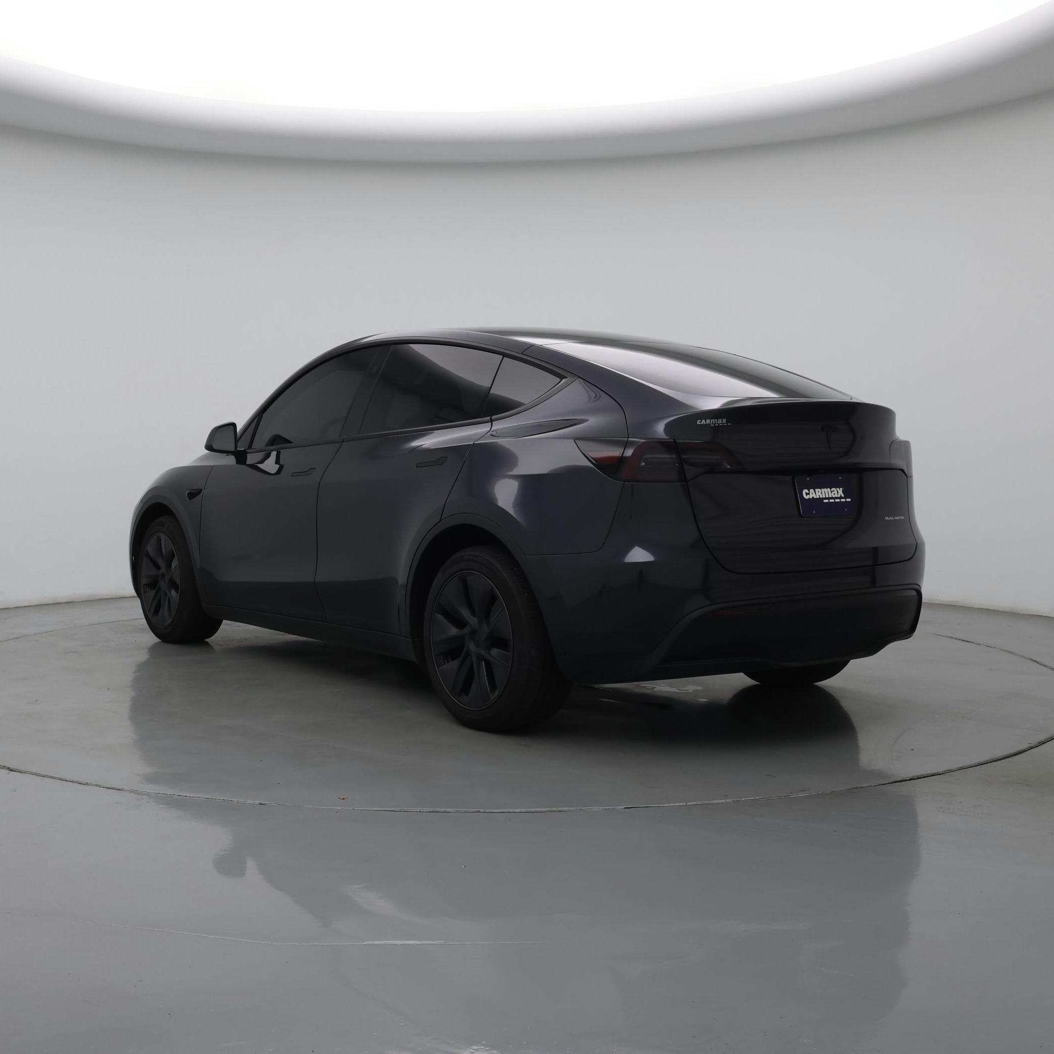 Thumbnail: 2025 Tesla Model Y - 2