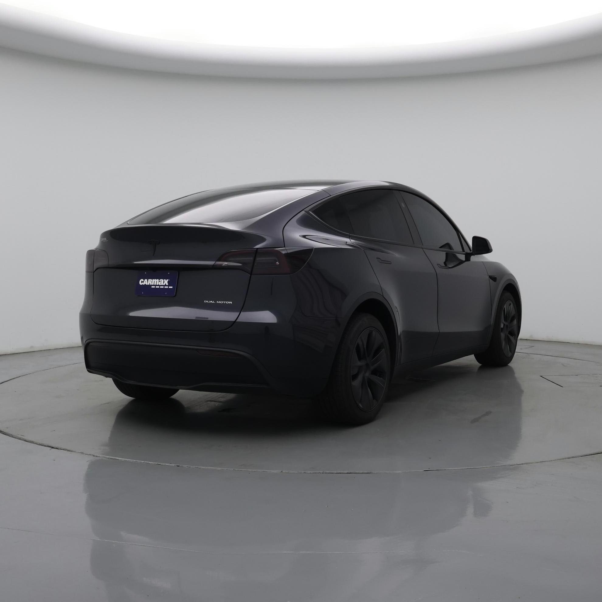 Thumbnail: 2025 Tesla Model Y - 8