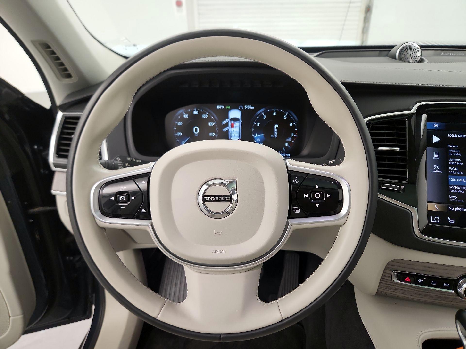 Thumbnail: 2022 Volvo XC90 - 10