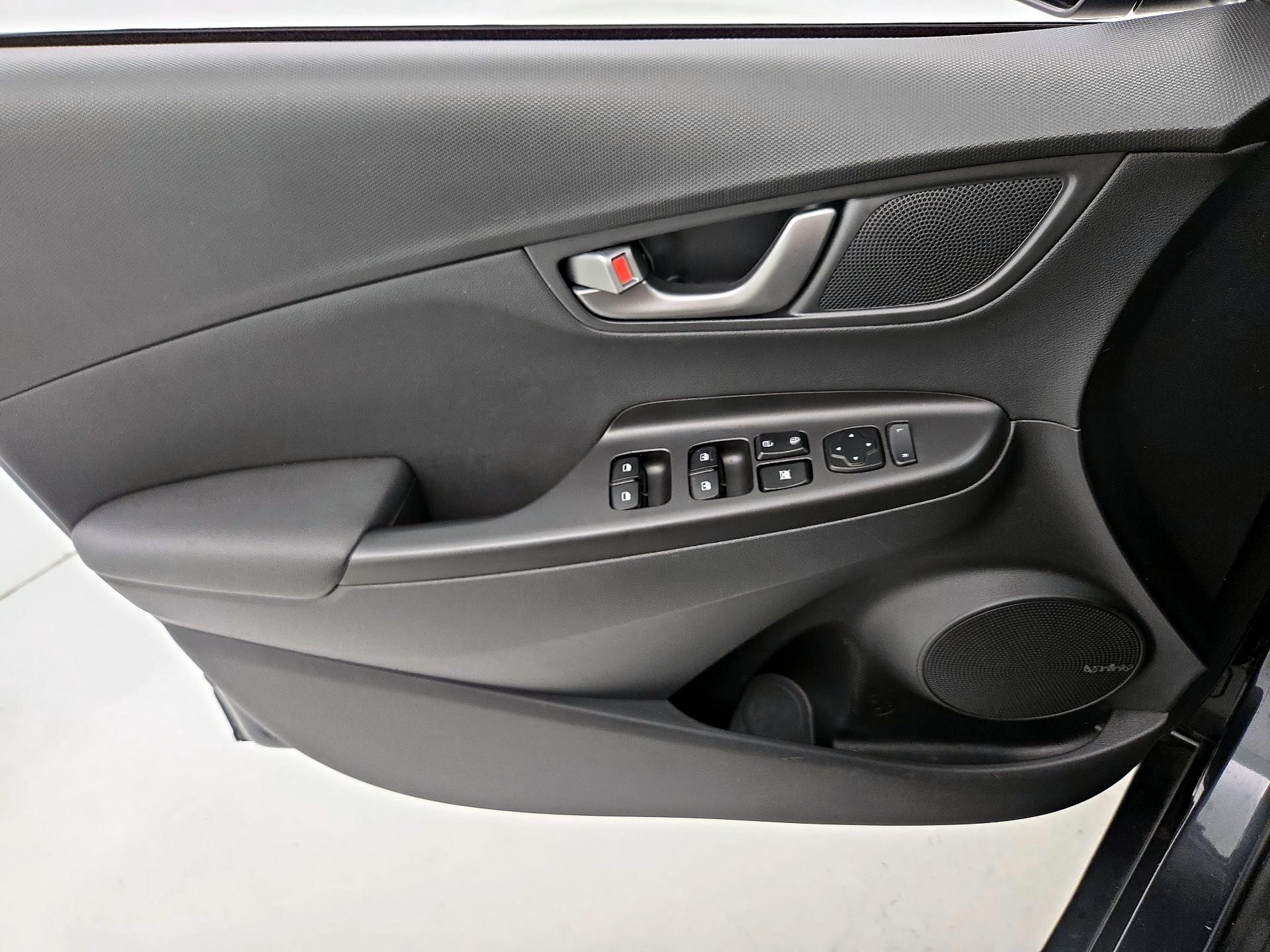 Thumbnail: 2019 Hyundai Kona - 12