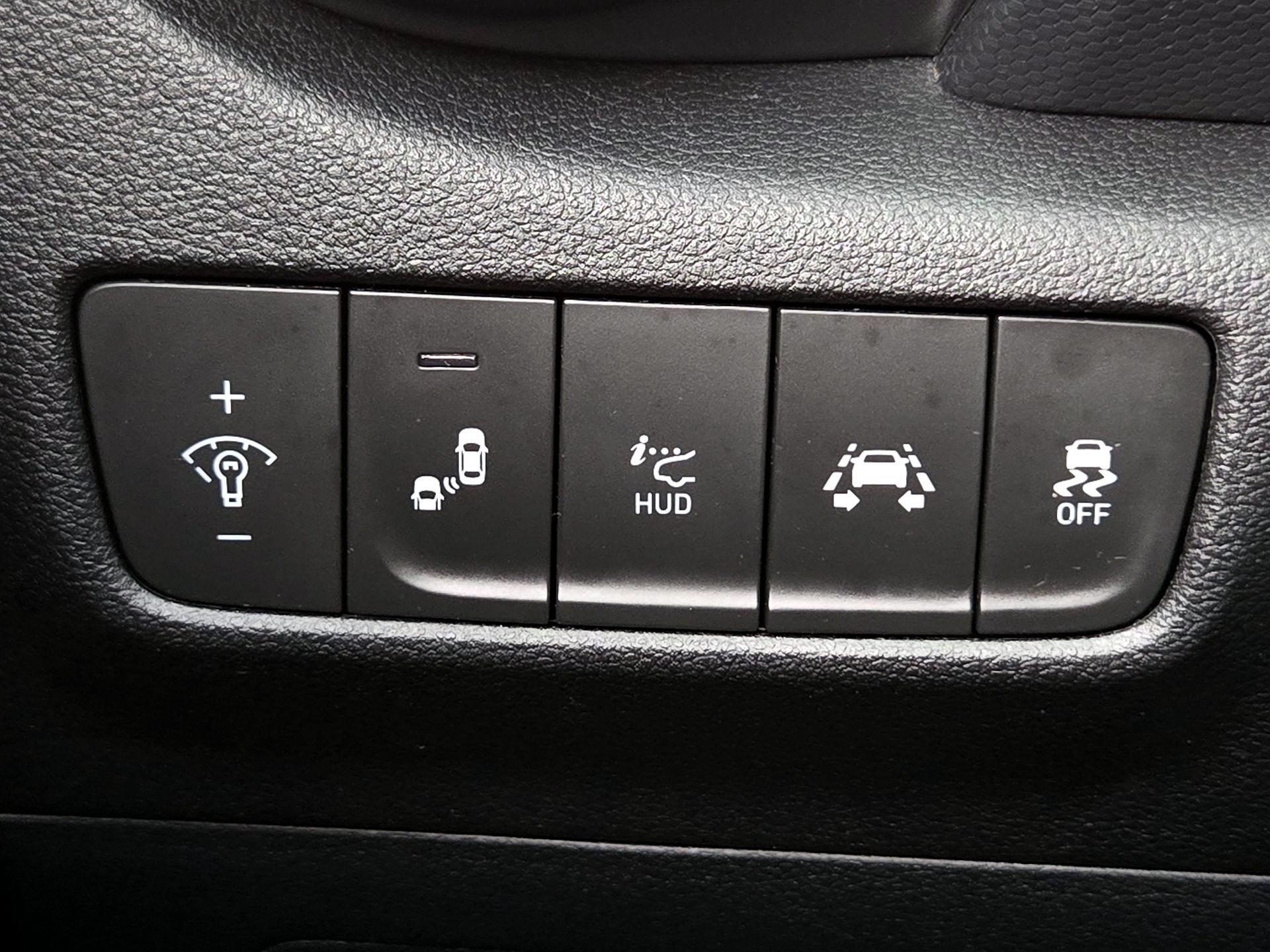 Thumbnail: 2019 Hyundai Kona - 13
