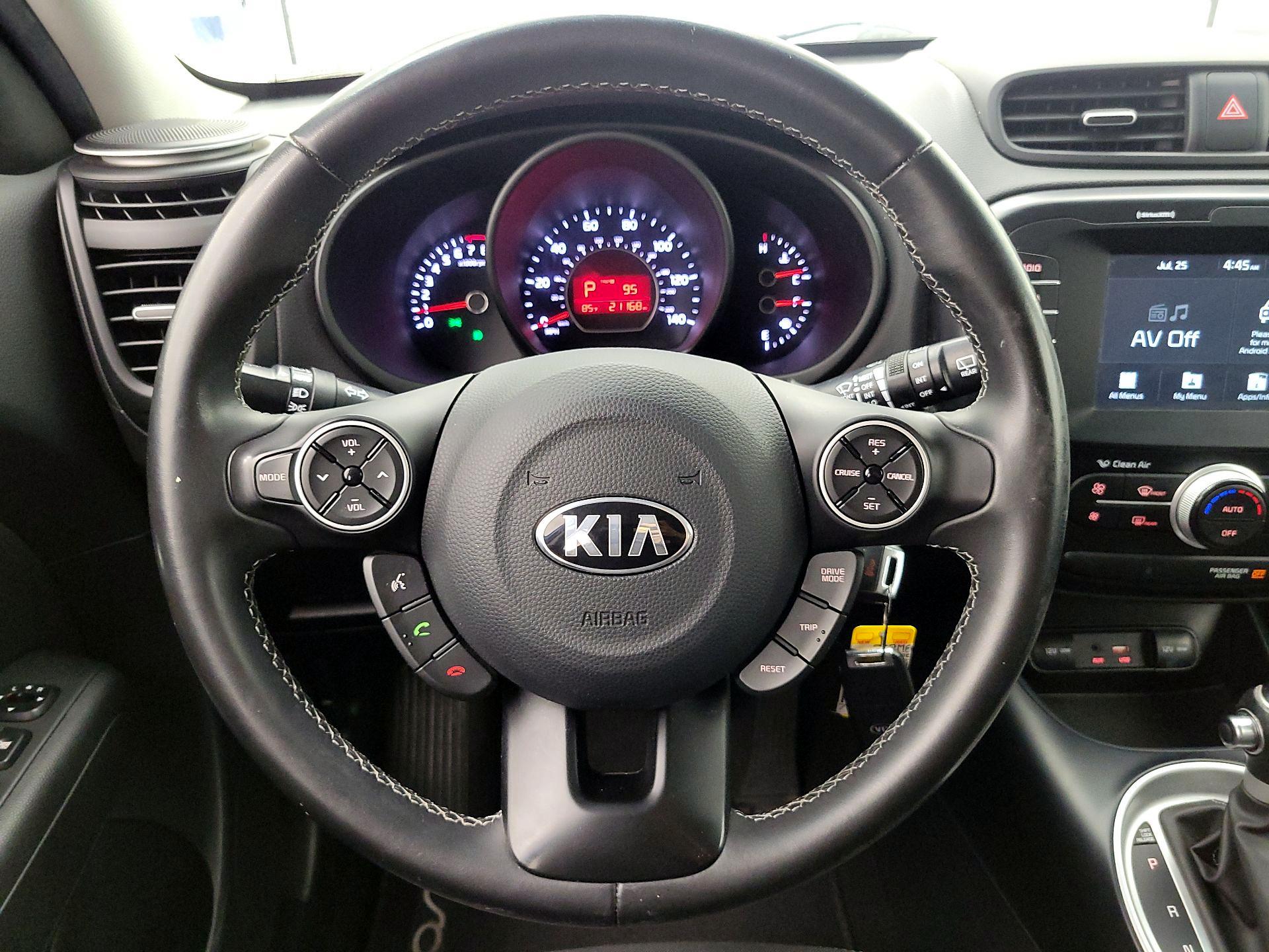 Thumbnail: 2018 Kia Soul - 10
