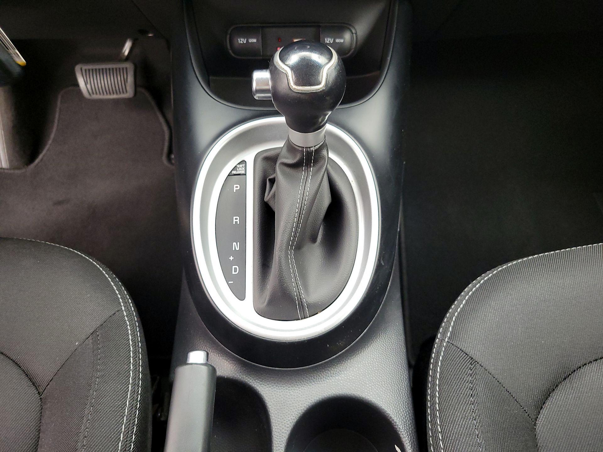 Thumbnail: 2018 Kia Soul - 17