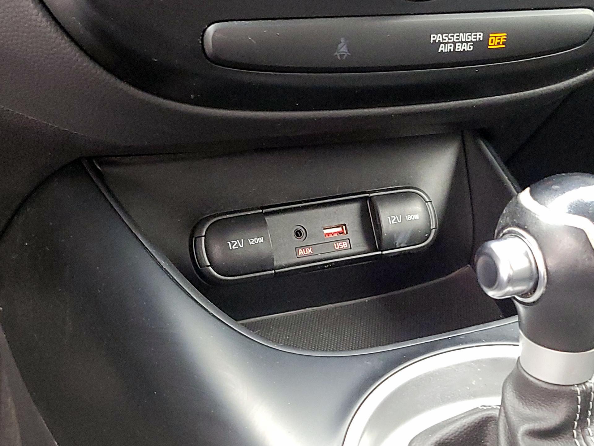 Thumbnail: 2018 Kia Soul - 18