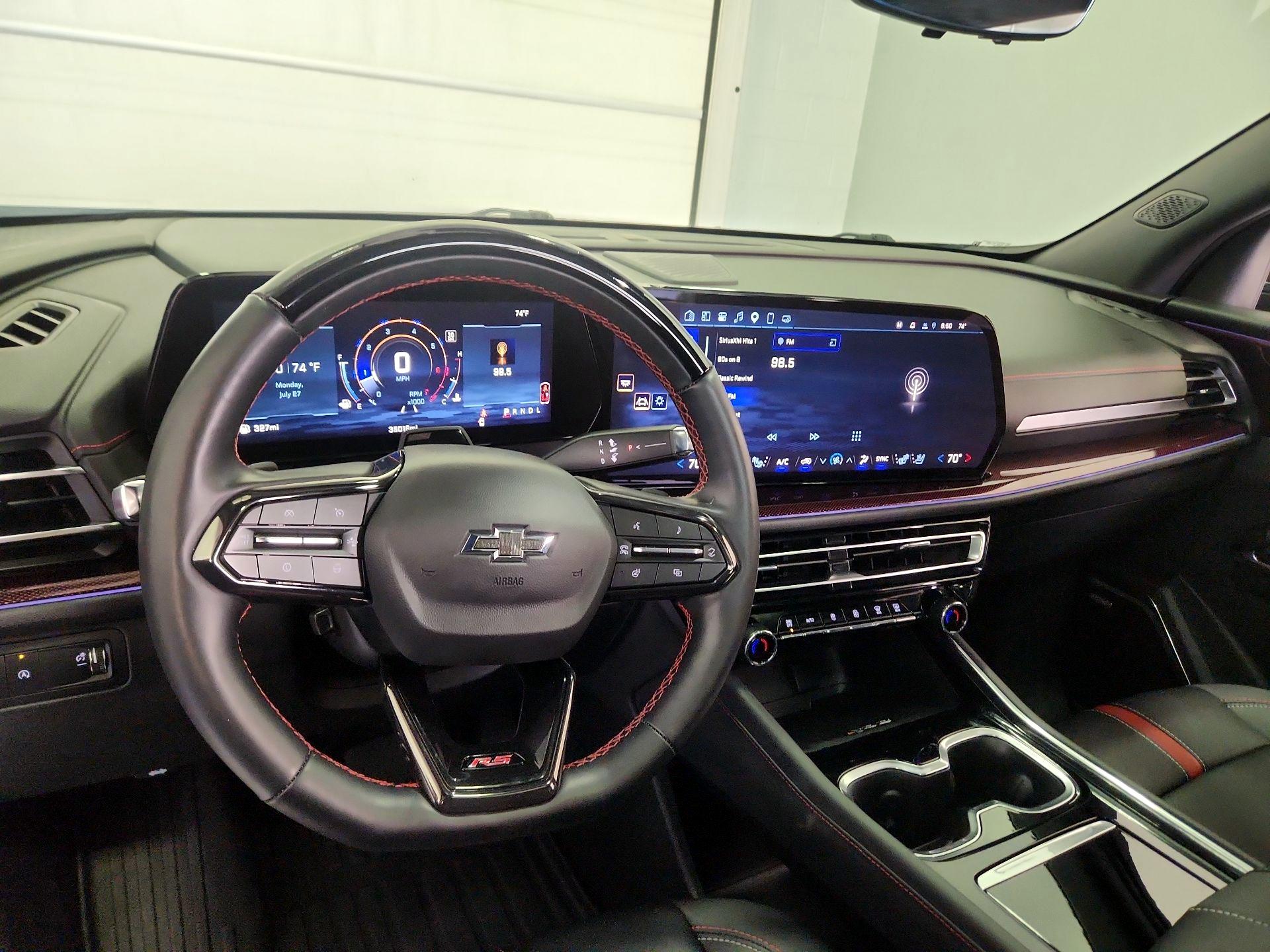 Thumbnail: 2025 Chevrolet Traverse - 9