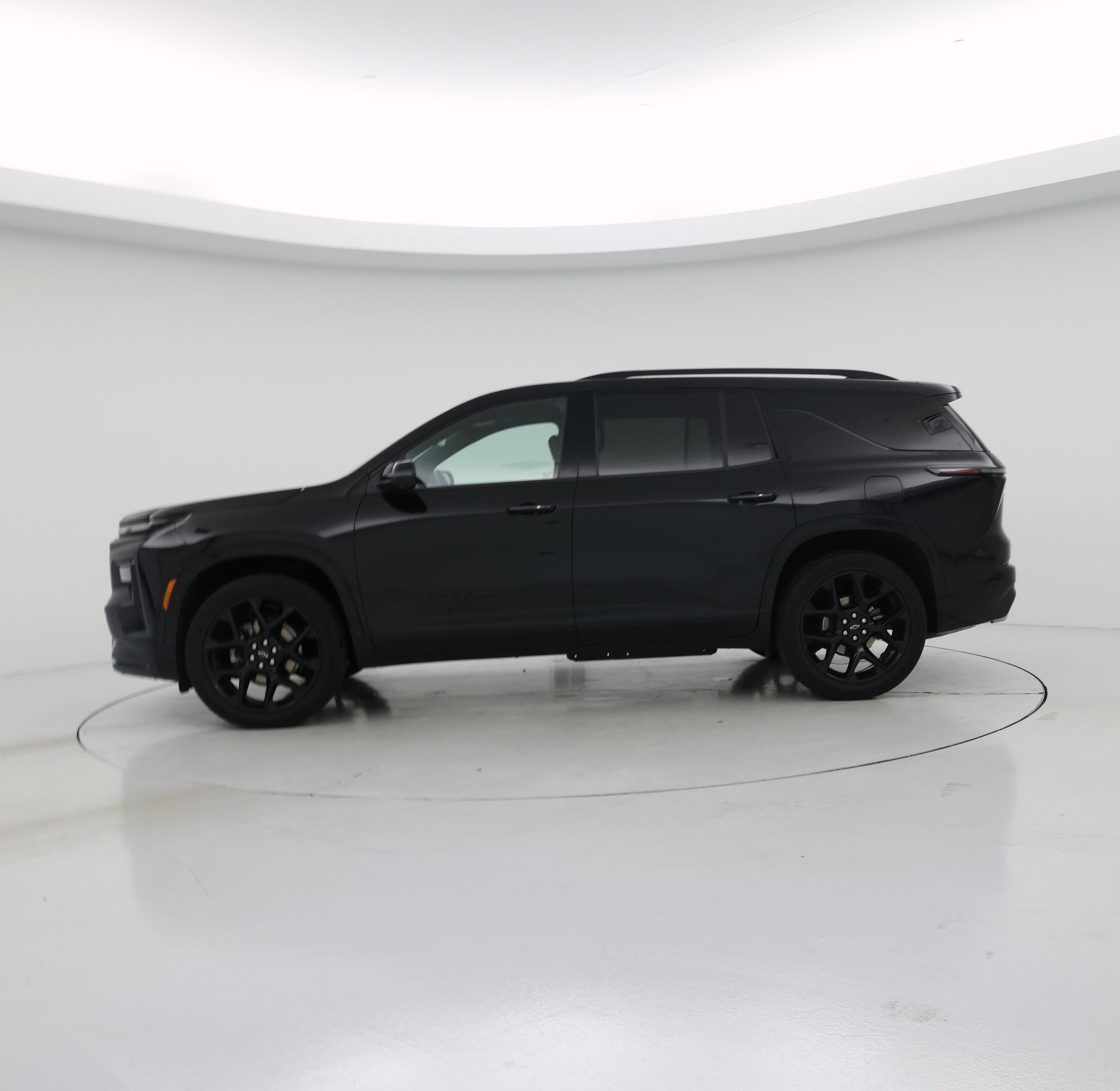 Thumbnail: 2025 Chevrolet Traverse - 3