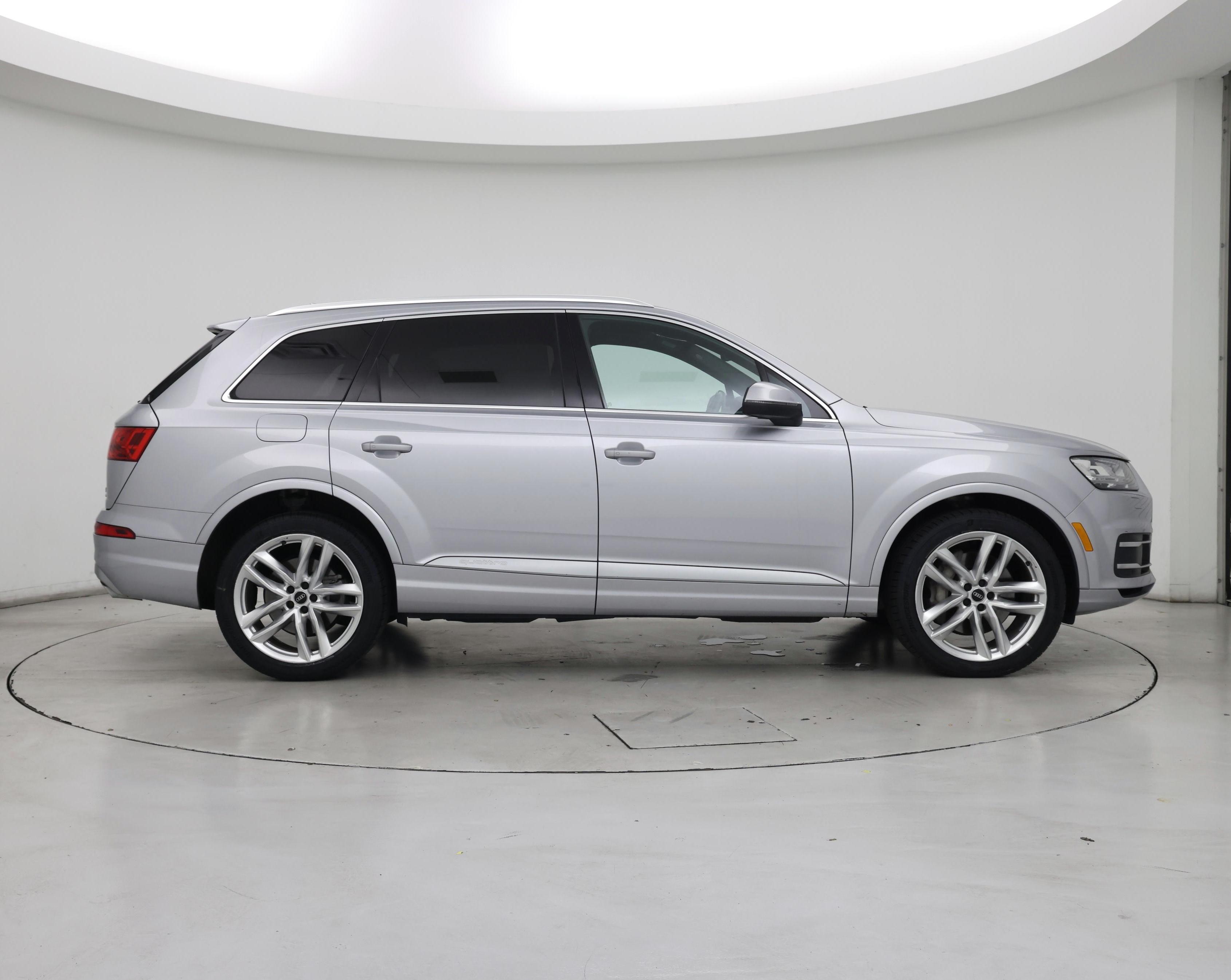 Thumbnail: 2018 Audi Q7 - 7