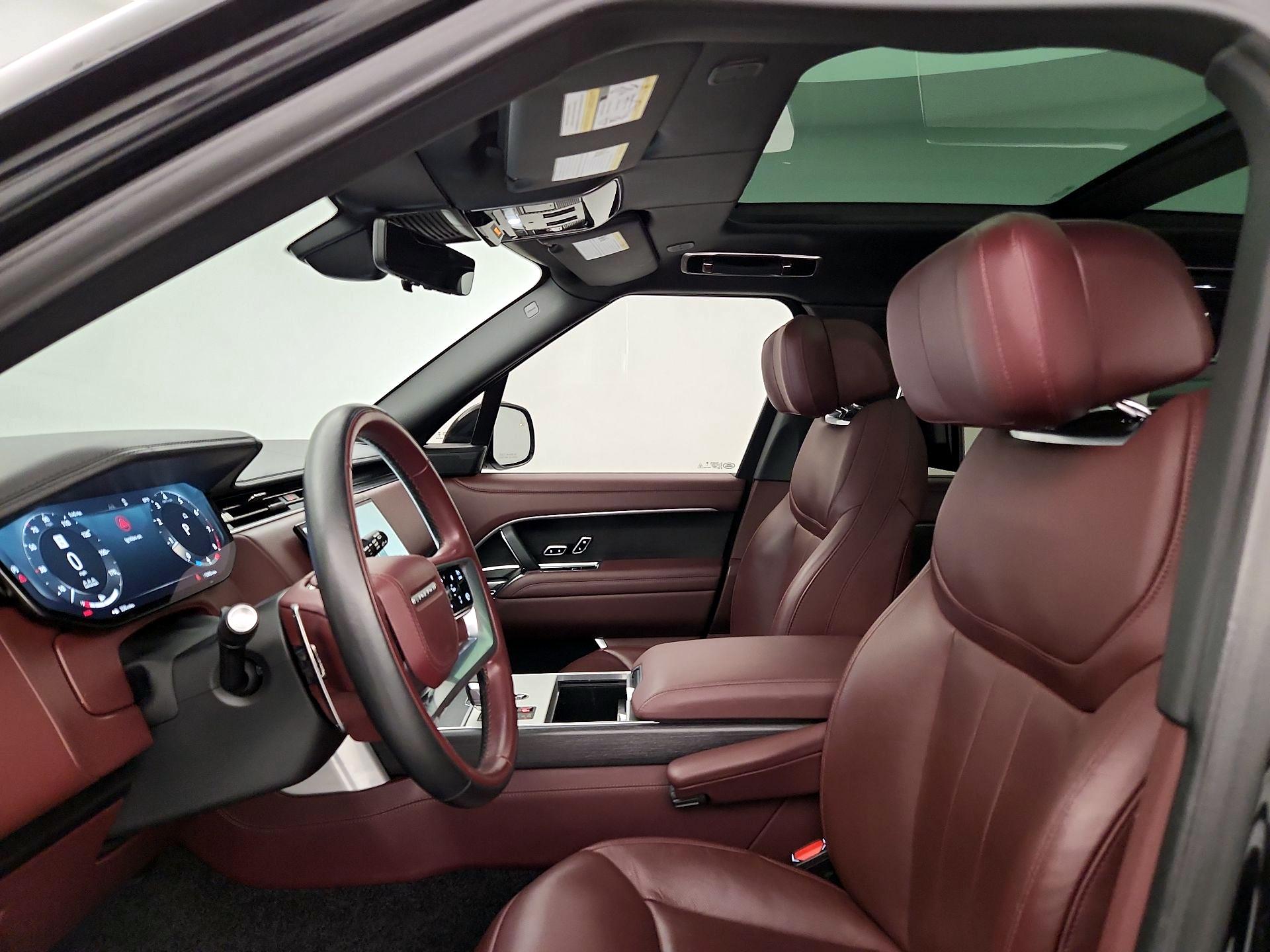 Thumbnail: 2024 Land Rover Range Rover - 19